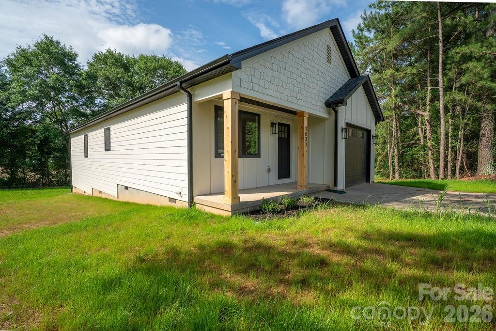 1831 Boy Scout Road — Lincolnton