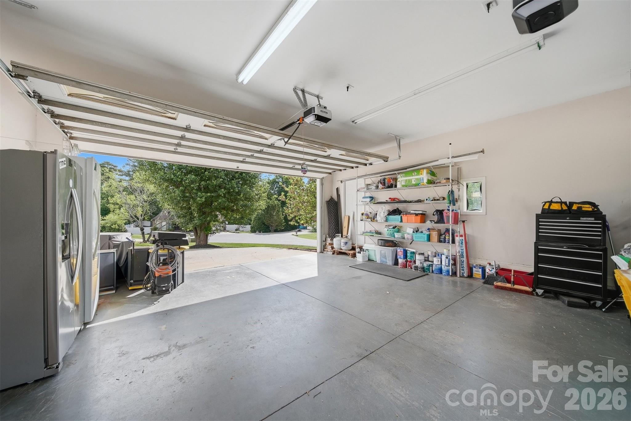 1360 Sweetbriar Lane — Hickory