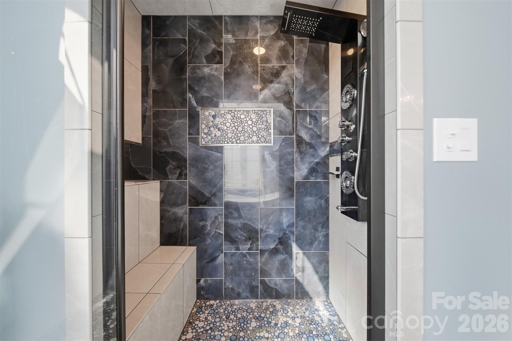 1360 Sweetbriar Lane — Hickory