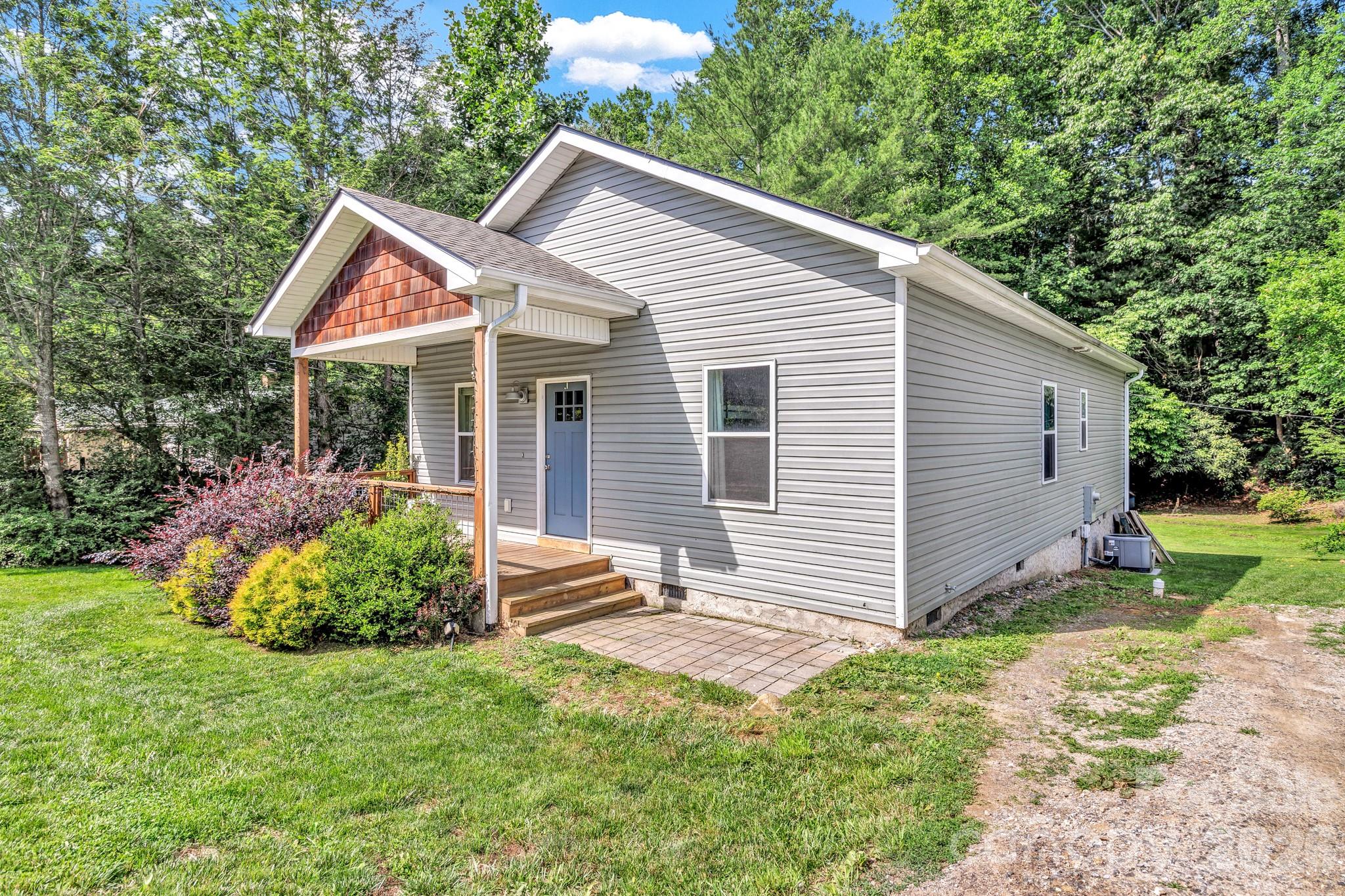 330 Old County Home Road — Asheville