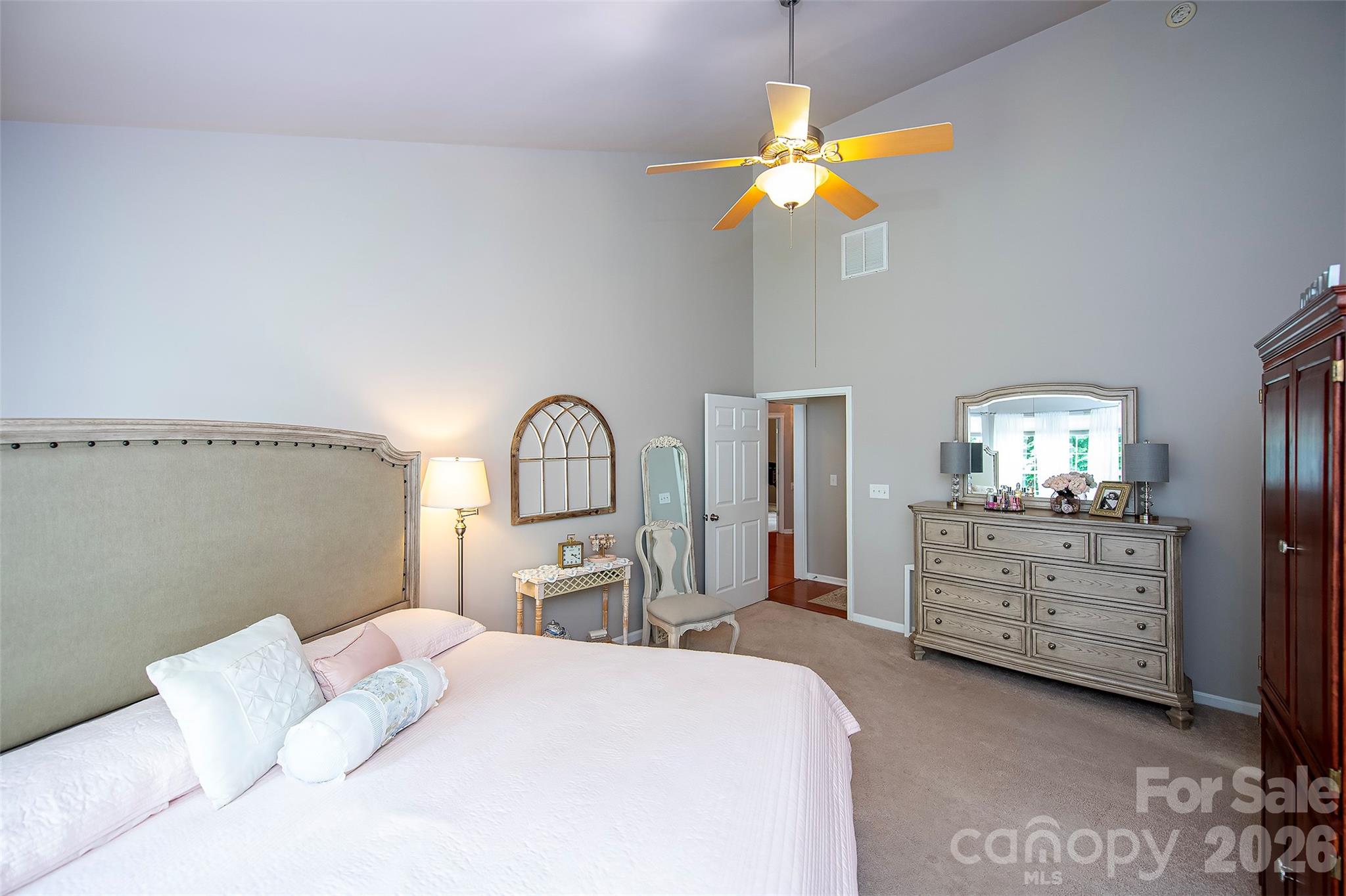 6103 Breckfield Court — Charlotte