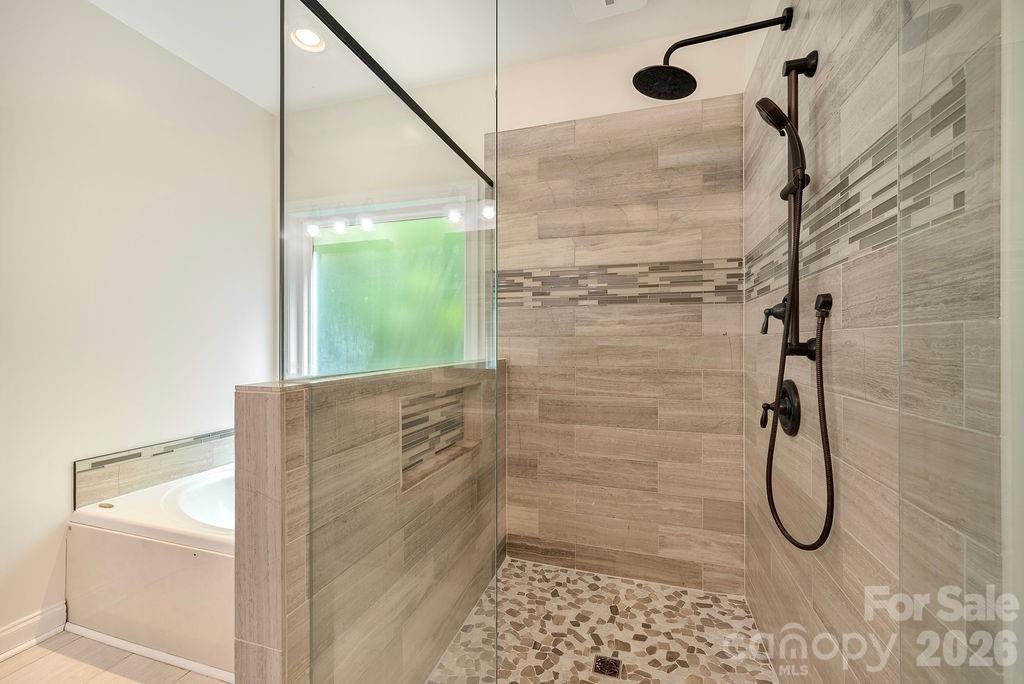 10846 Tyler Brook Lane — Charlotte