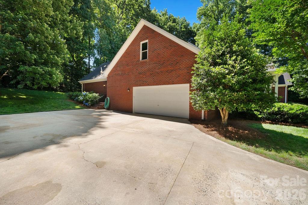 10846 Tyler Brook Lane — Mint Hill