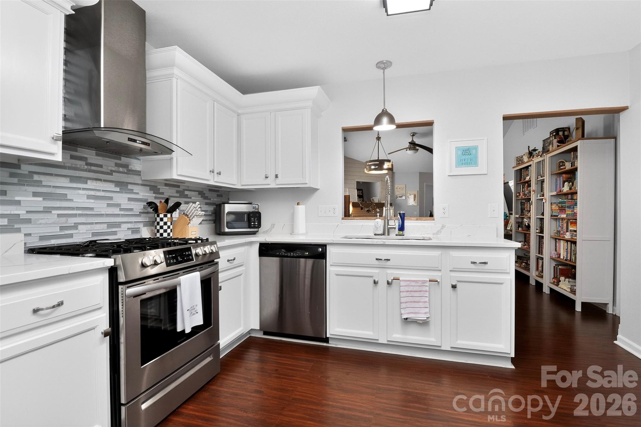 5422 Harris Cove Drive — Charlotte