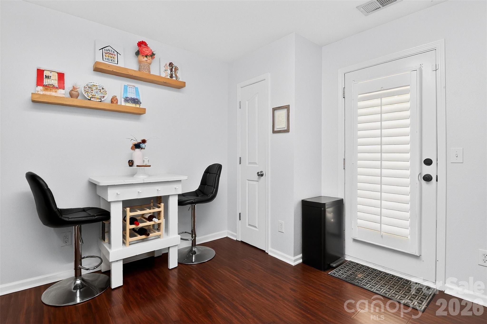 5422 Harris Cove Drive — Charlotte