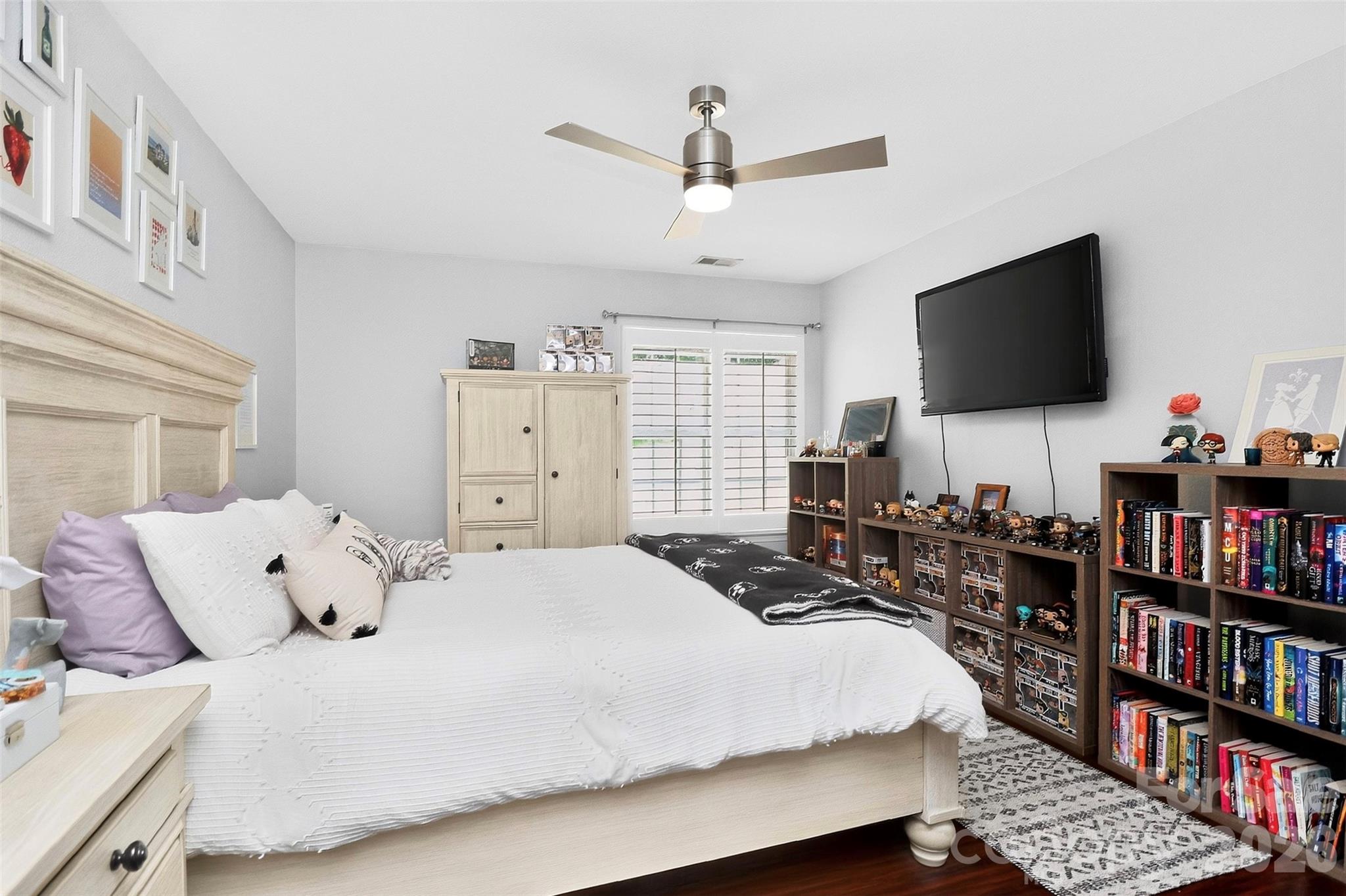 5422 Harris Cove Drive — Charlotte