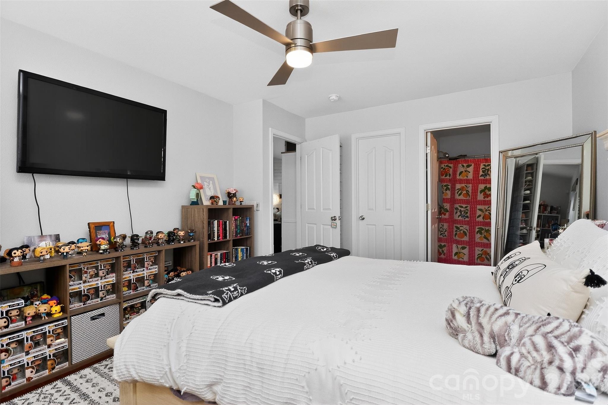 5422 Harris Cove Drive — Charlotte