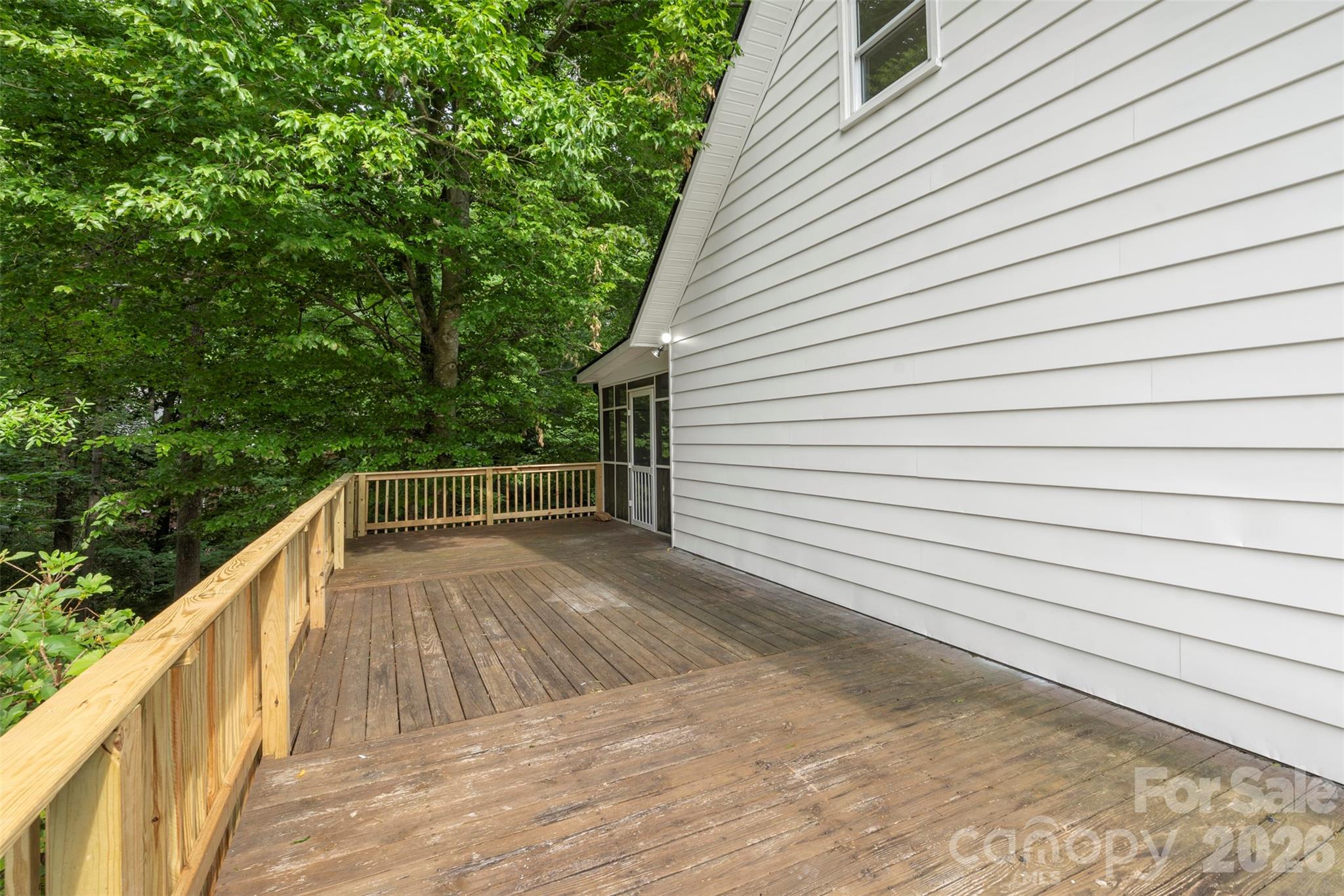 711 King Arthur Drive — Gastonia