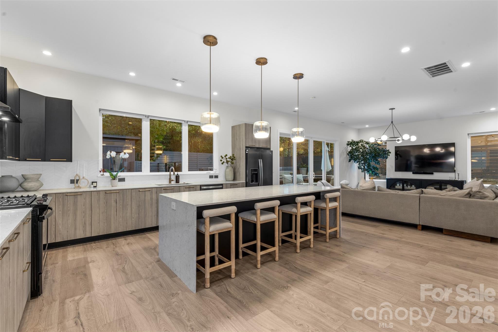 1631 Rama Road — Charlotte