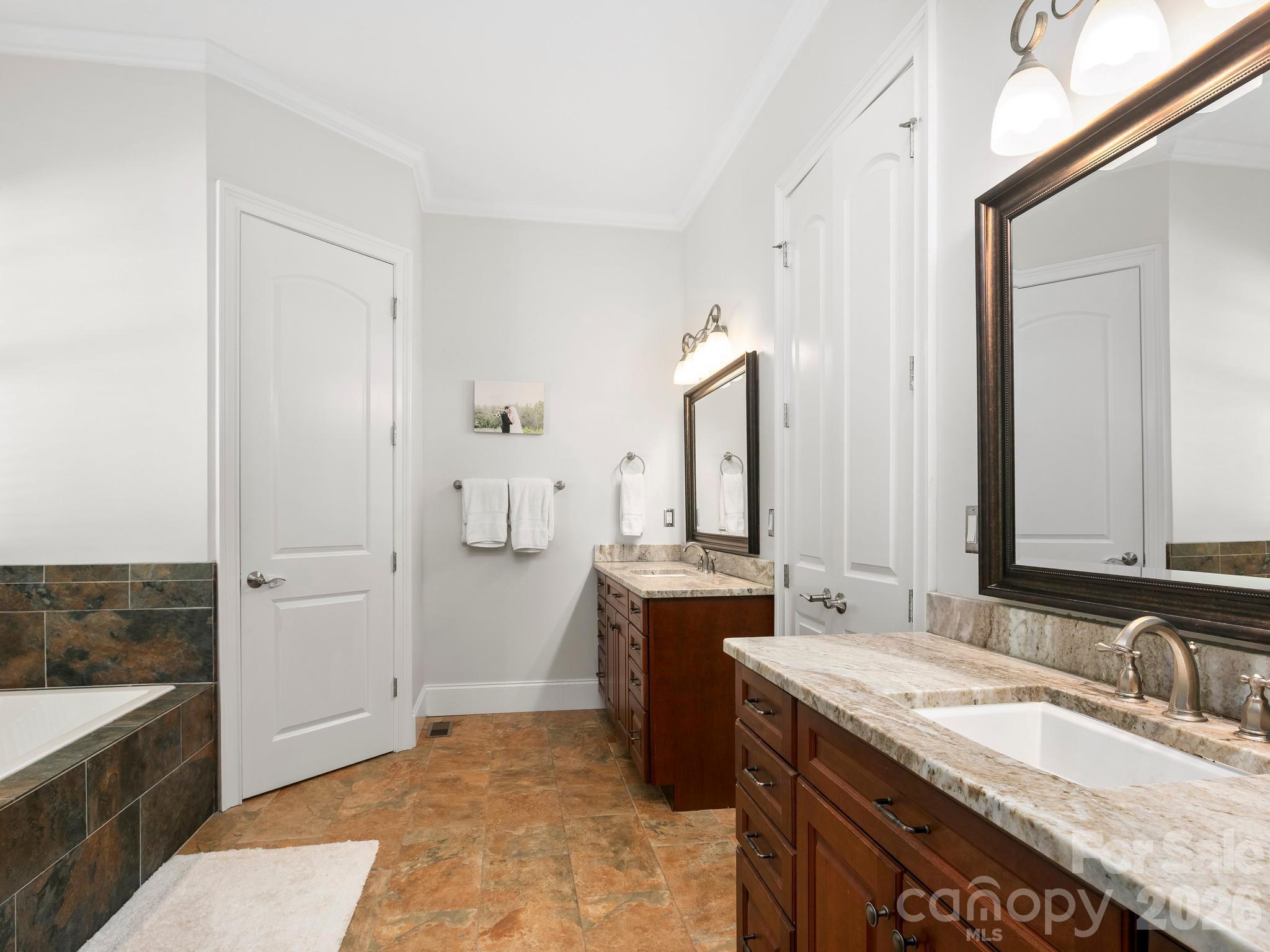 80 Highlander Falls Way — Zirconia