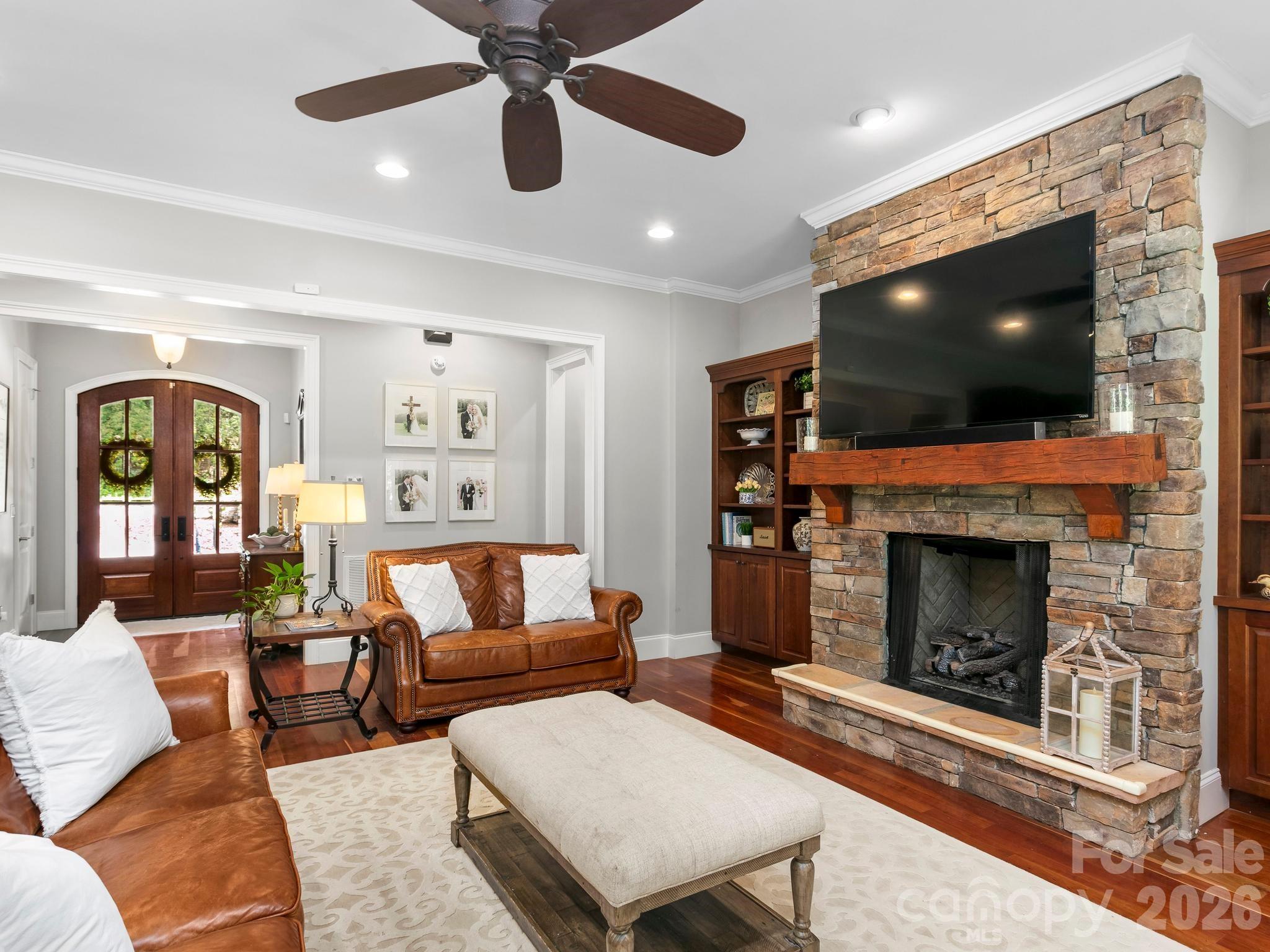 80 Highlander Falls Way — Zirconia