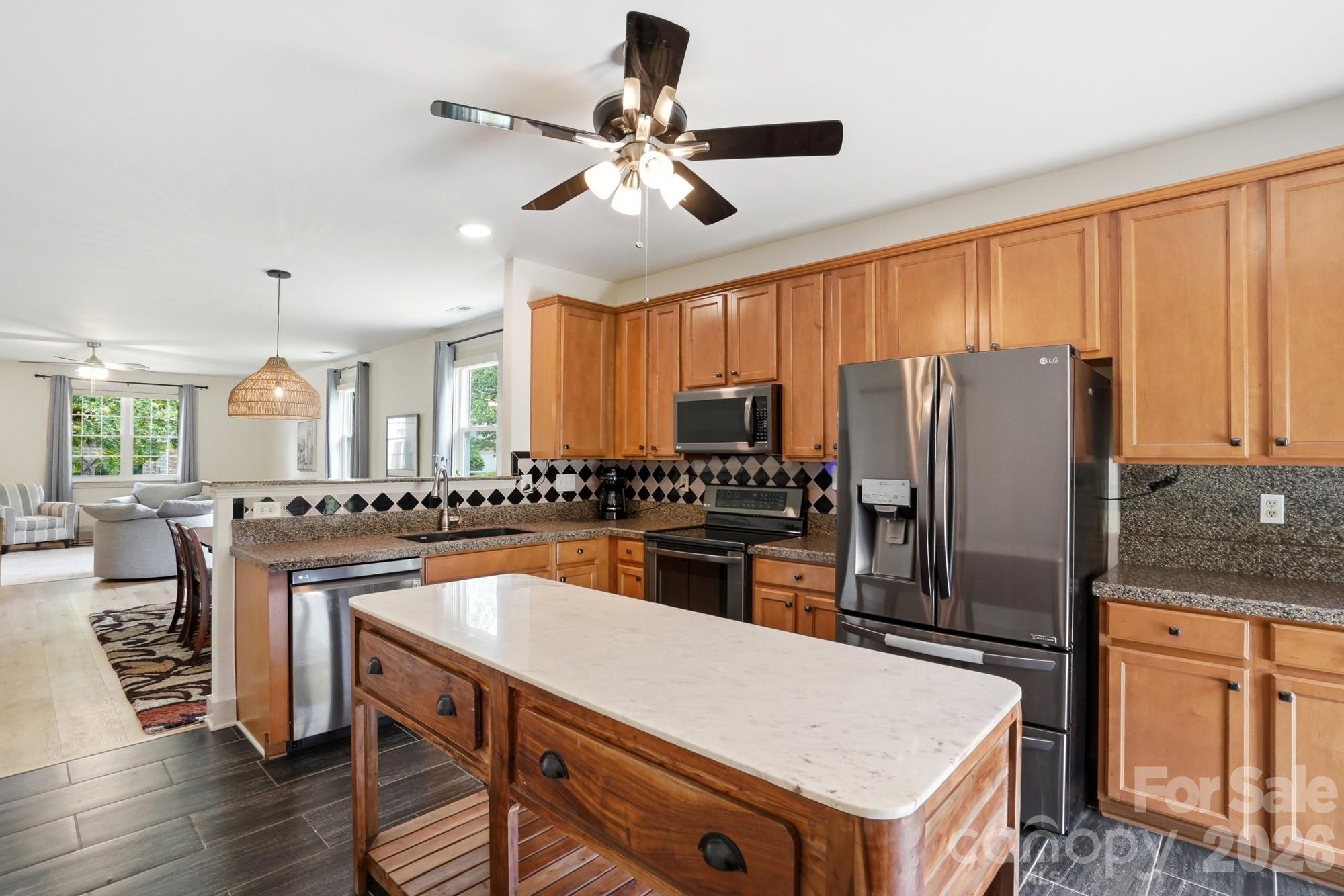 2211 Savannah Hills Drive — Matthews