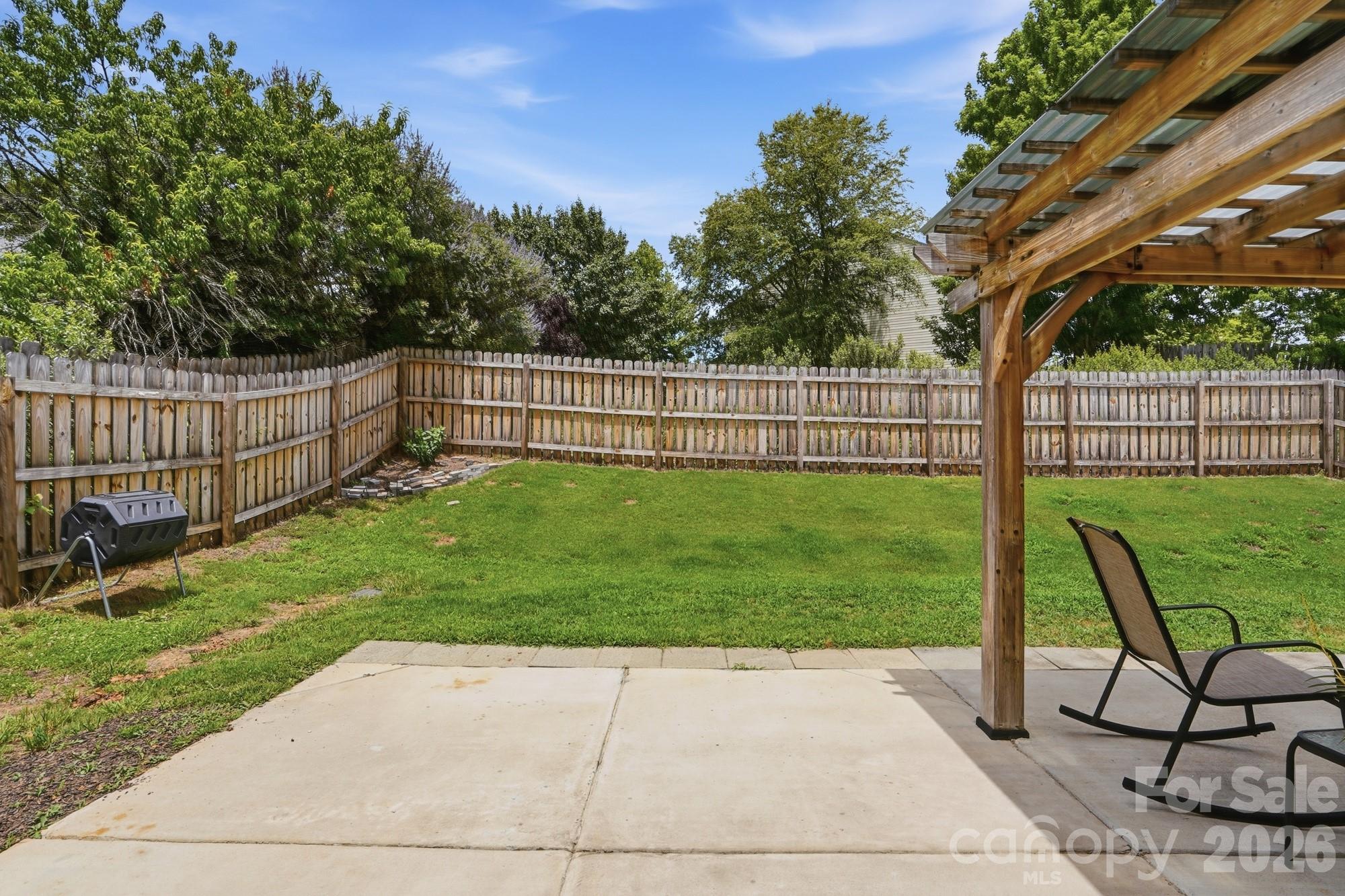 2211 Savannah Hills Drive — Matthews