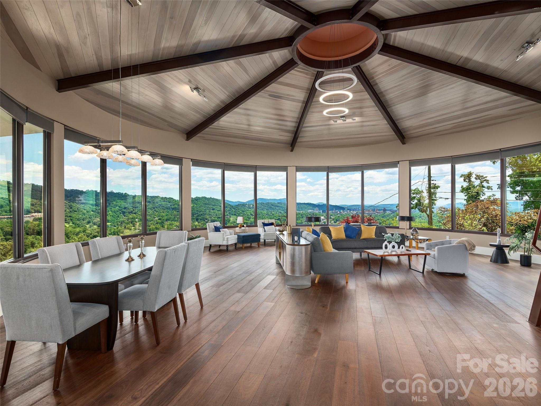 95 Horizon Hill Road — Asheville