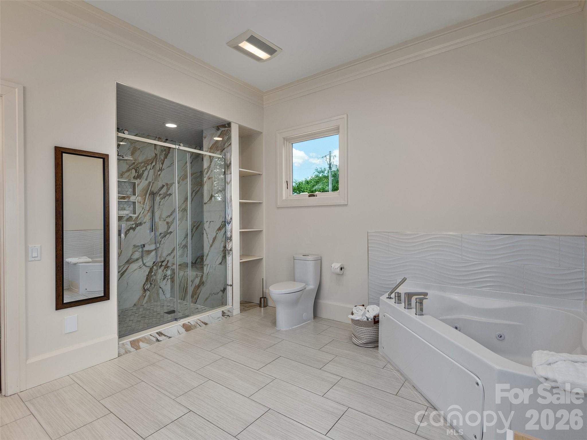 95 Horizon Hill Road — Asheville
