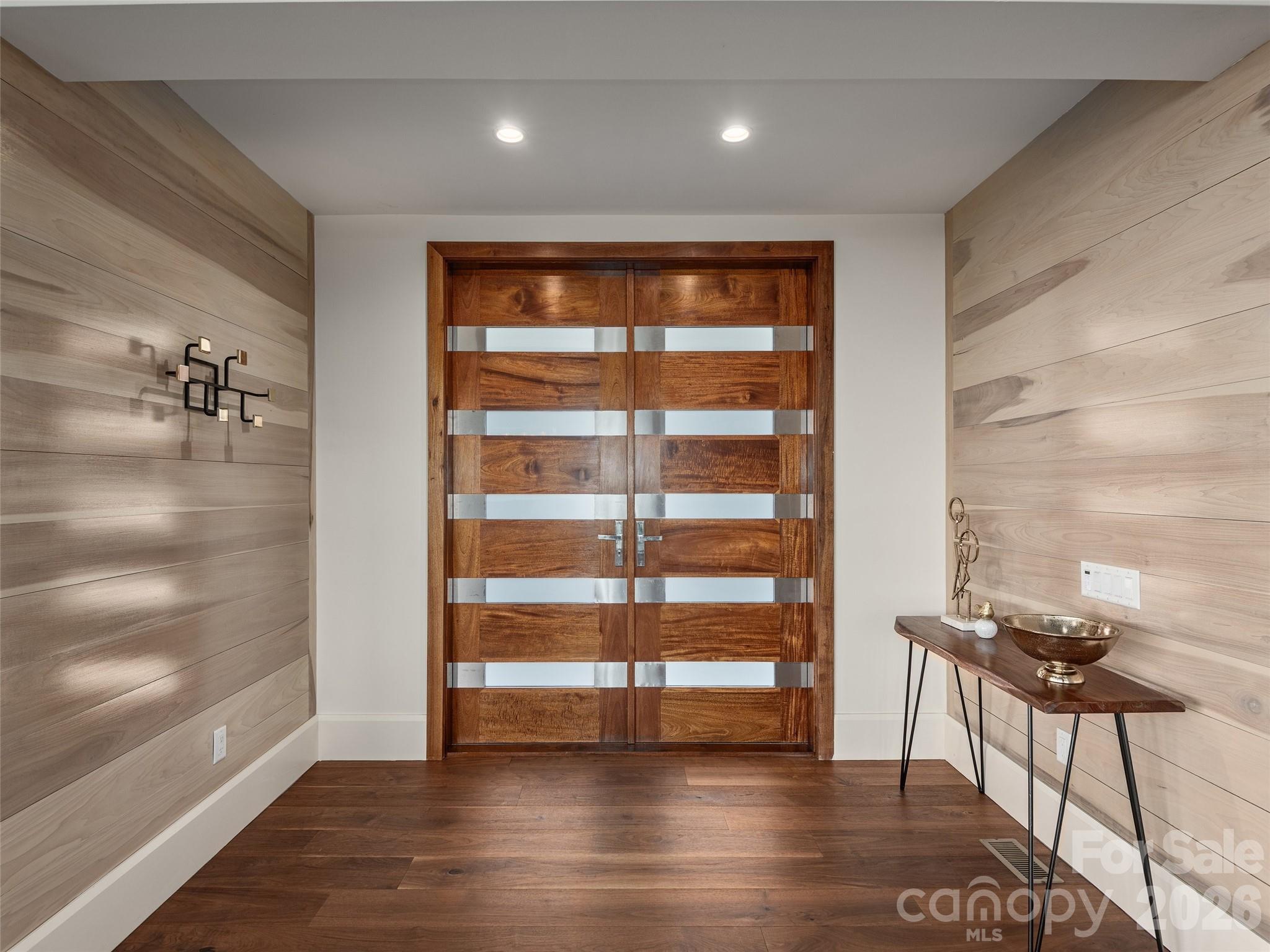 95 Horizon Hill Road — Asheville