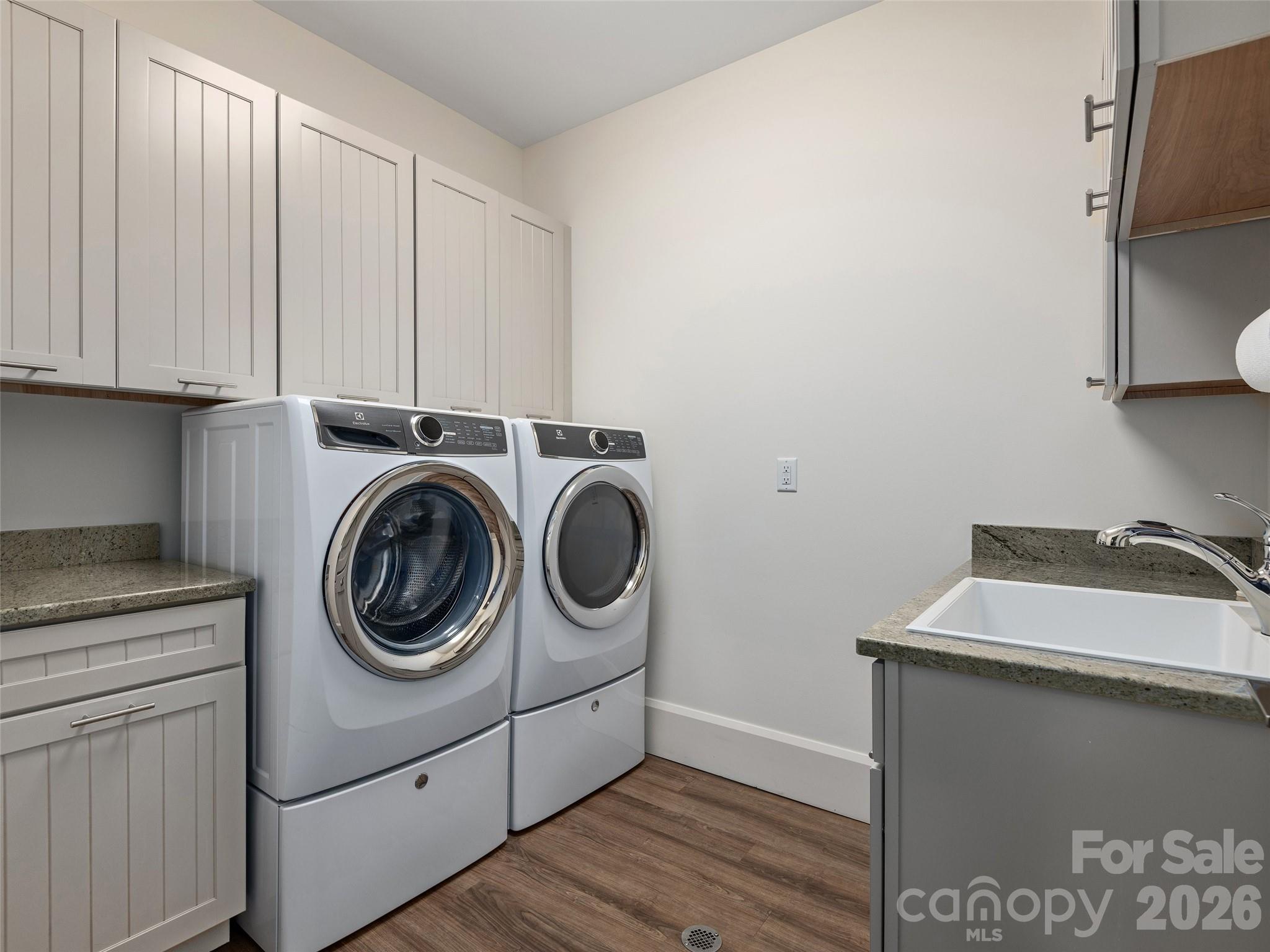 95 Horizon Hill Road — Asheville