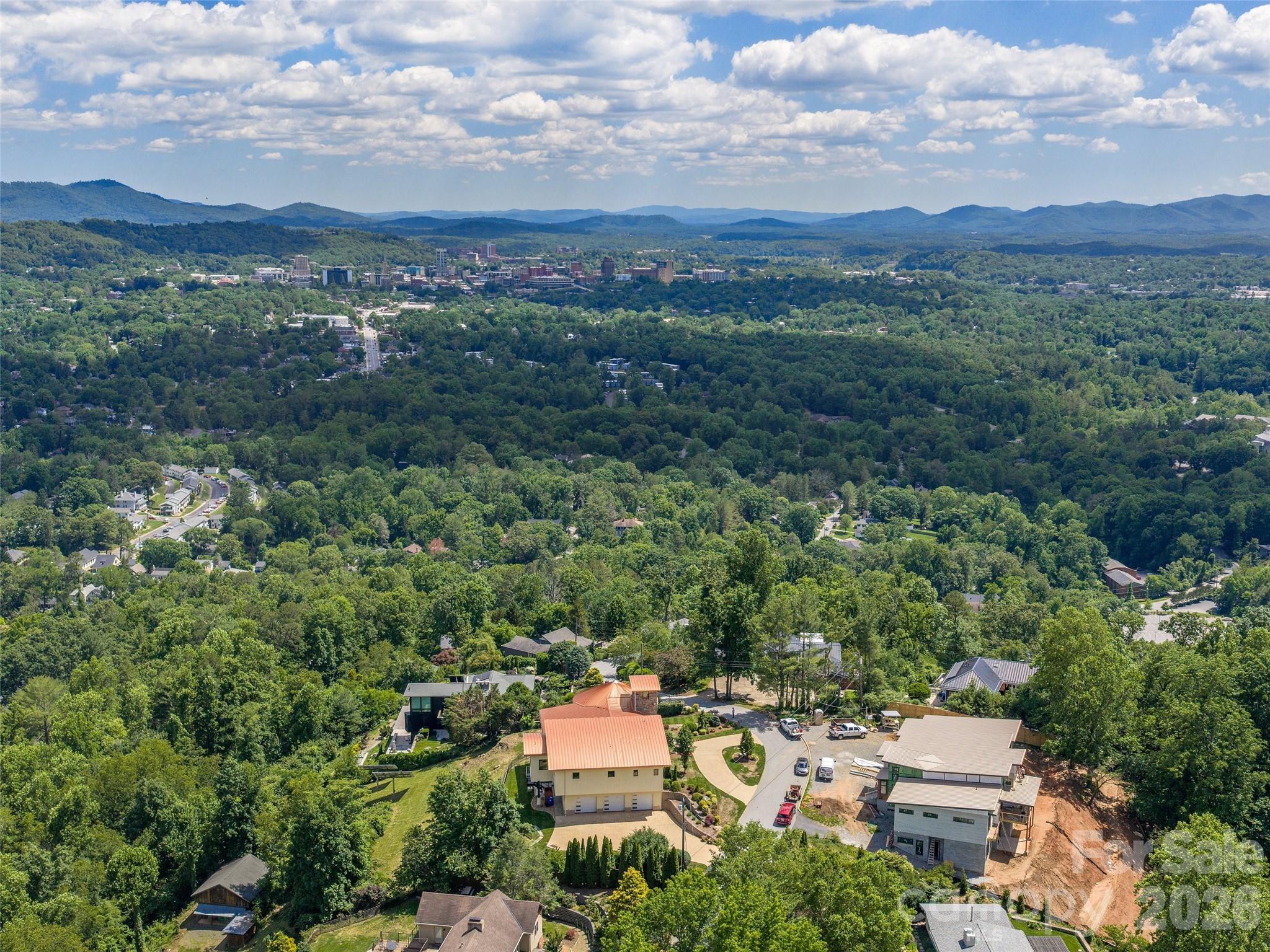 95 Horizon Hill Road — Asheville