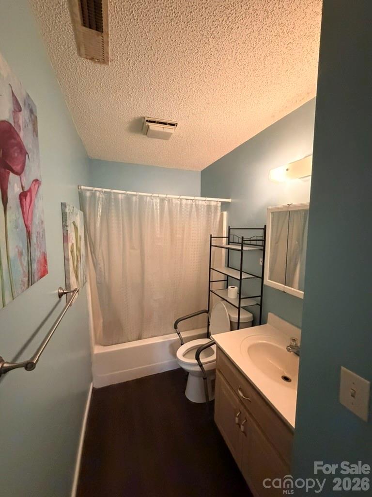 281 Cherrywood Circle — Hayesville