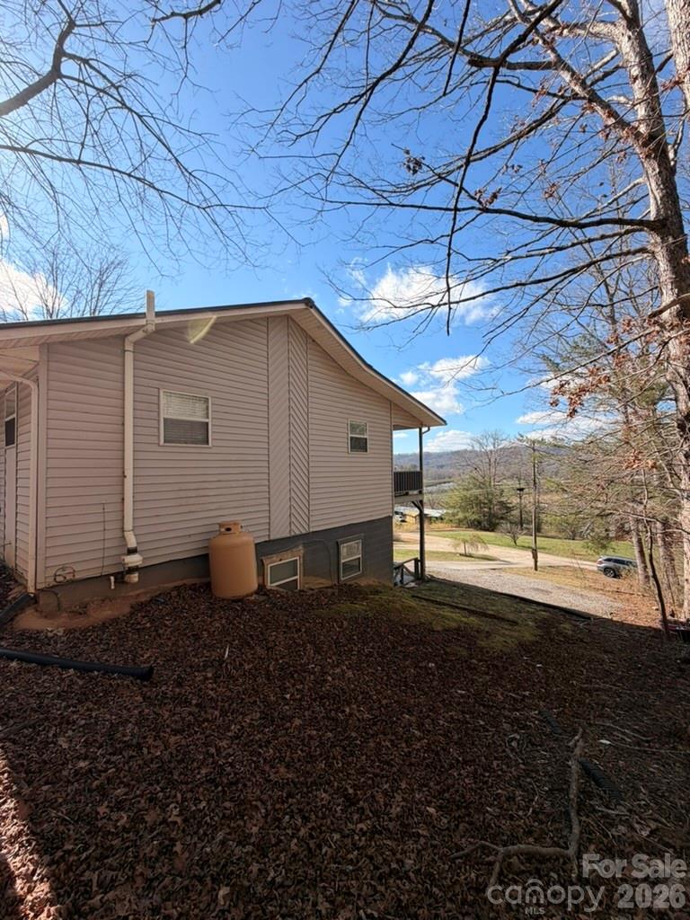 281 Cherrywood Circle — Hayesville