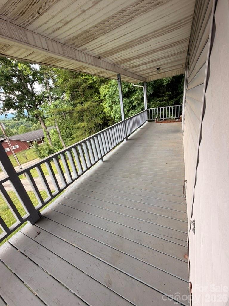 281 Cherrywood Circle — Hayesville