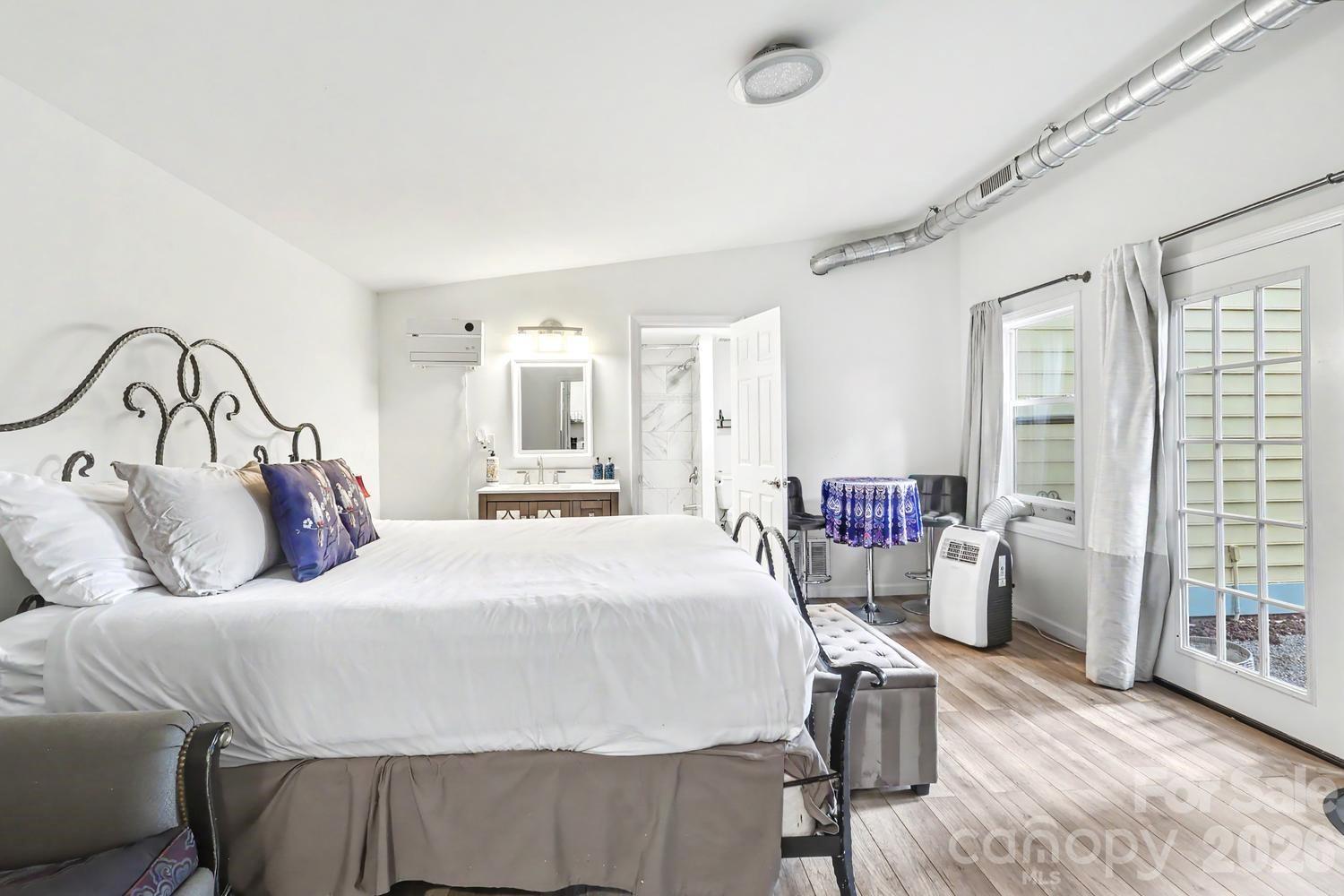 904 36th Street — Charlotte