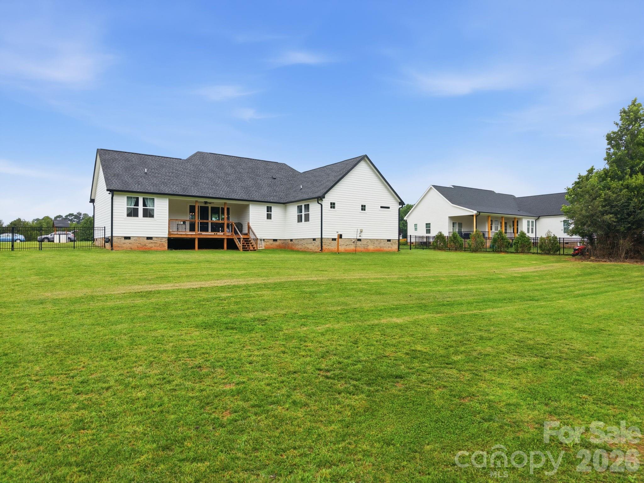 237 Triple Ponds Court — Clover