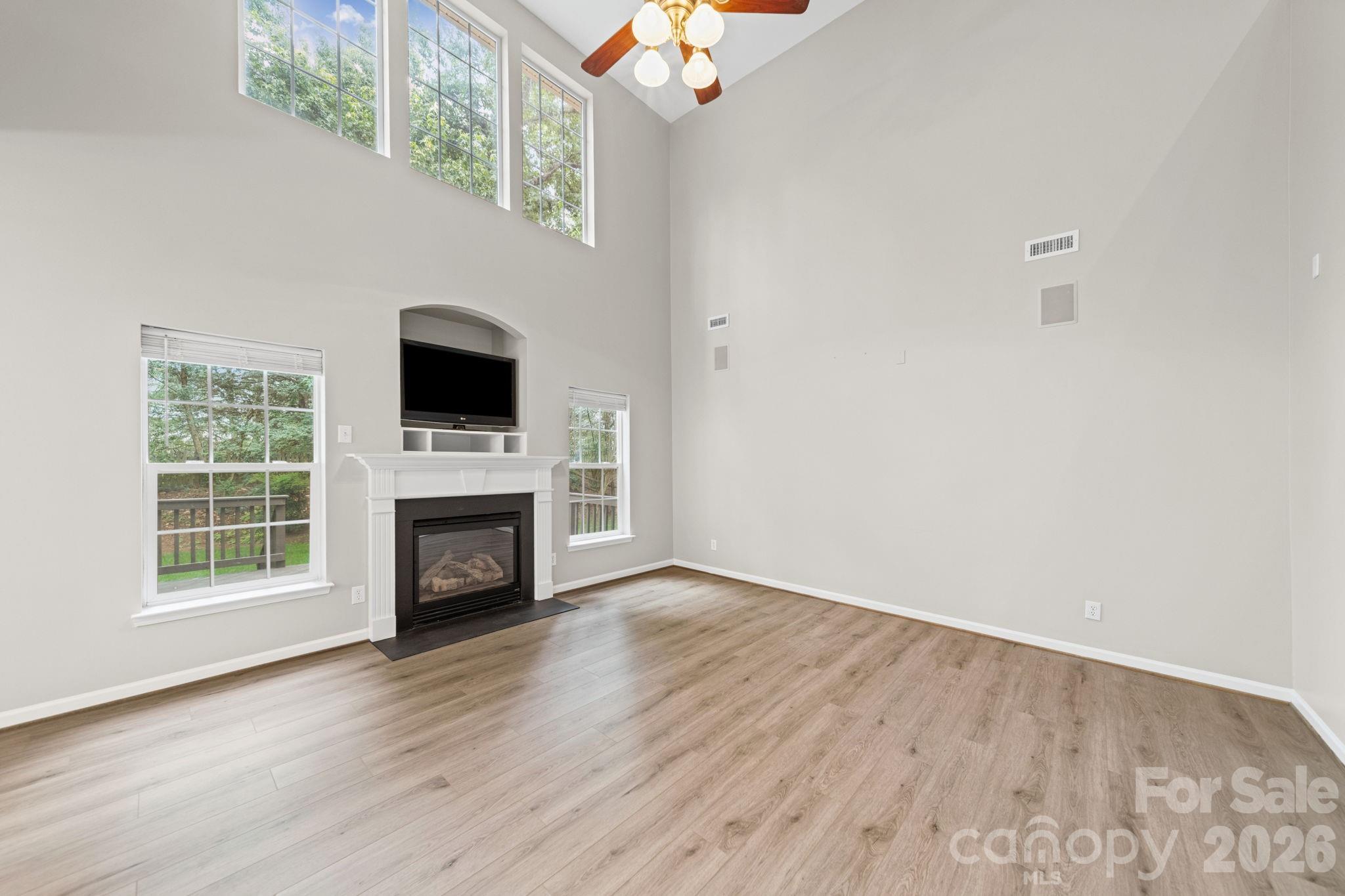 412 Amersham Lane — Waxhaw