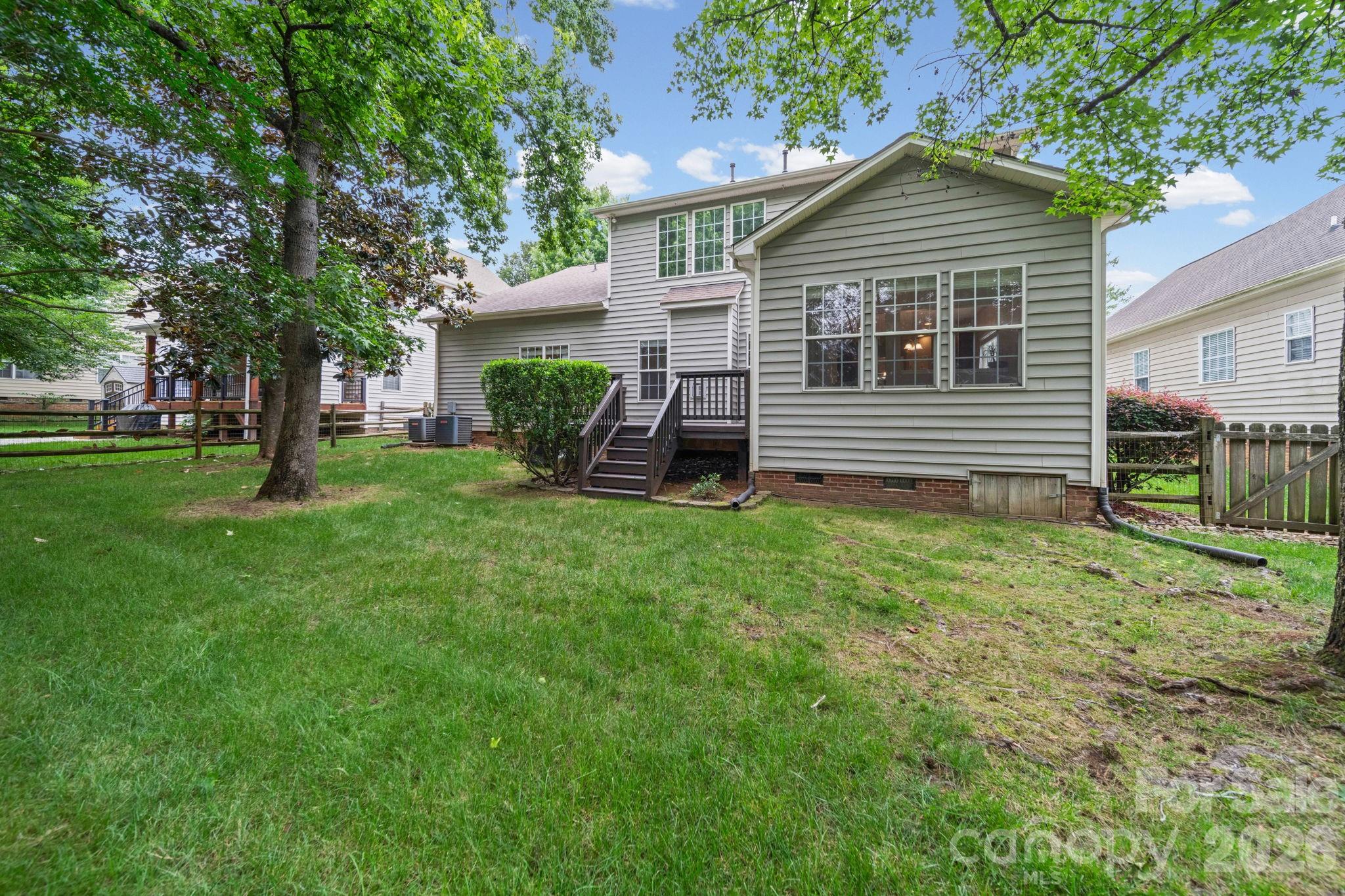 412 Amersham Lane — Waxhaw