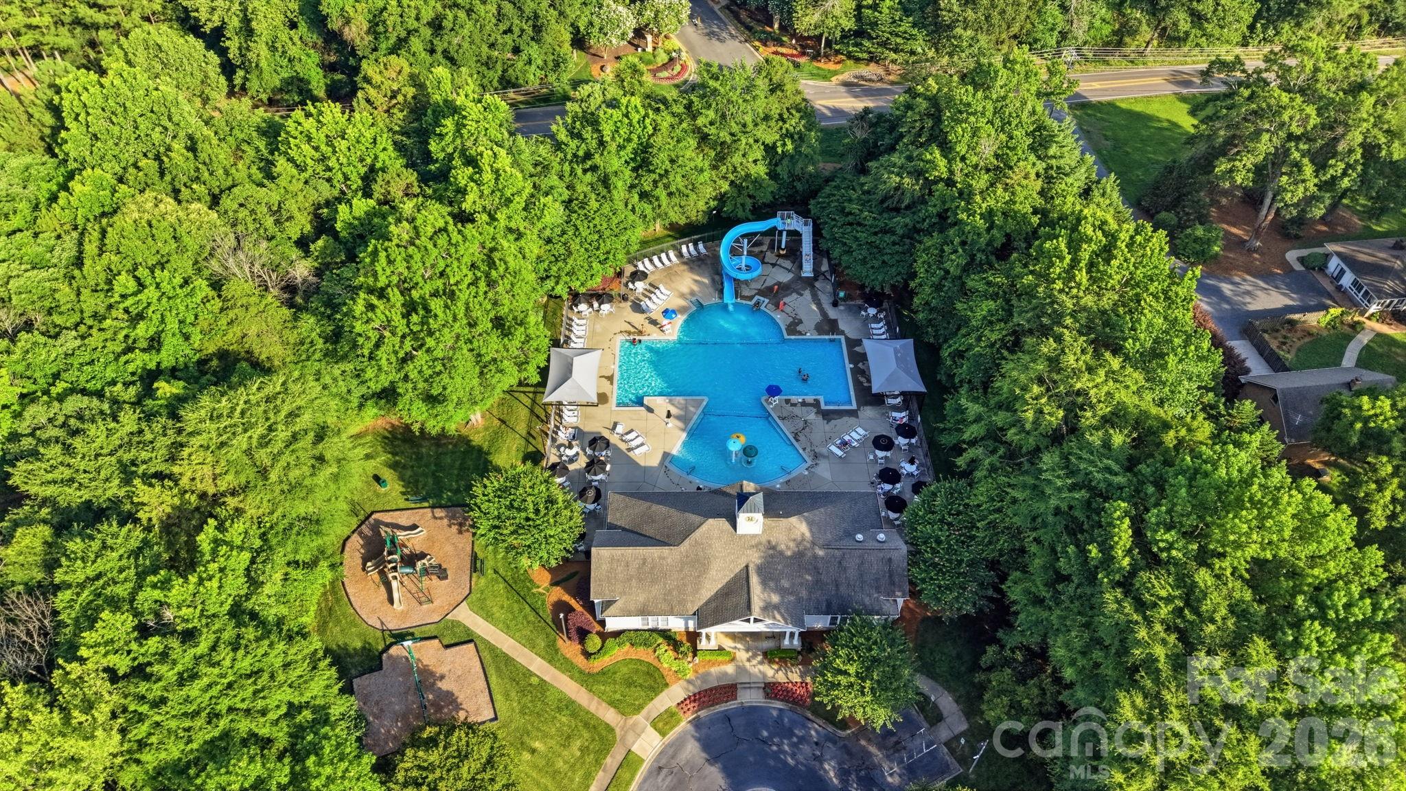 412 Amersham Lane — Waxhaw