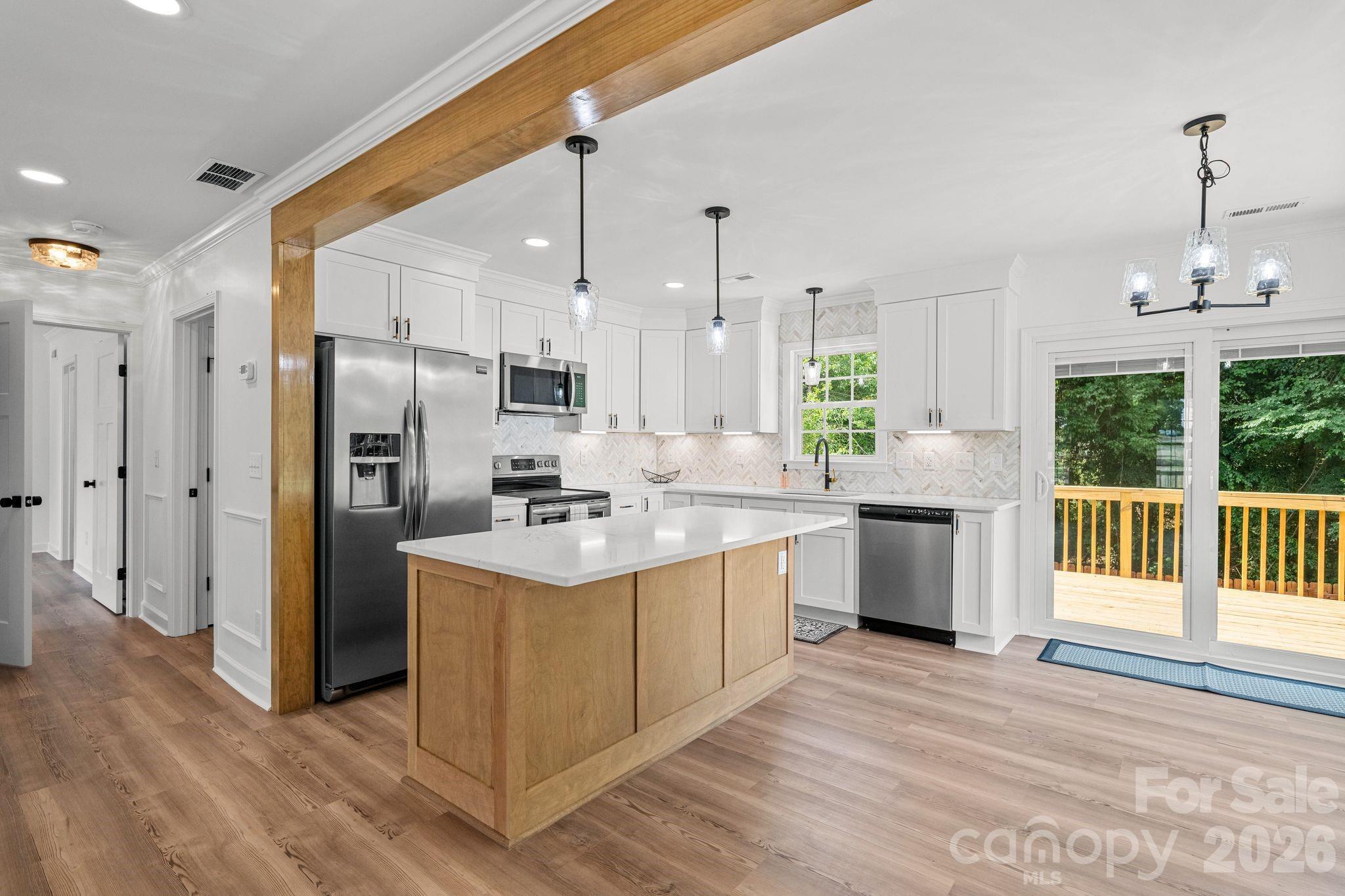 2751 Bridgeport Drive — Winston Salem