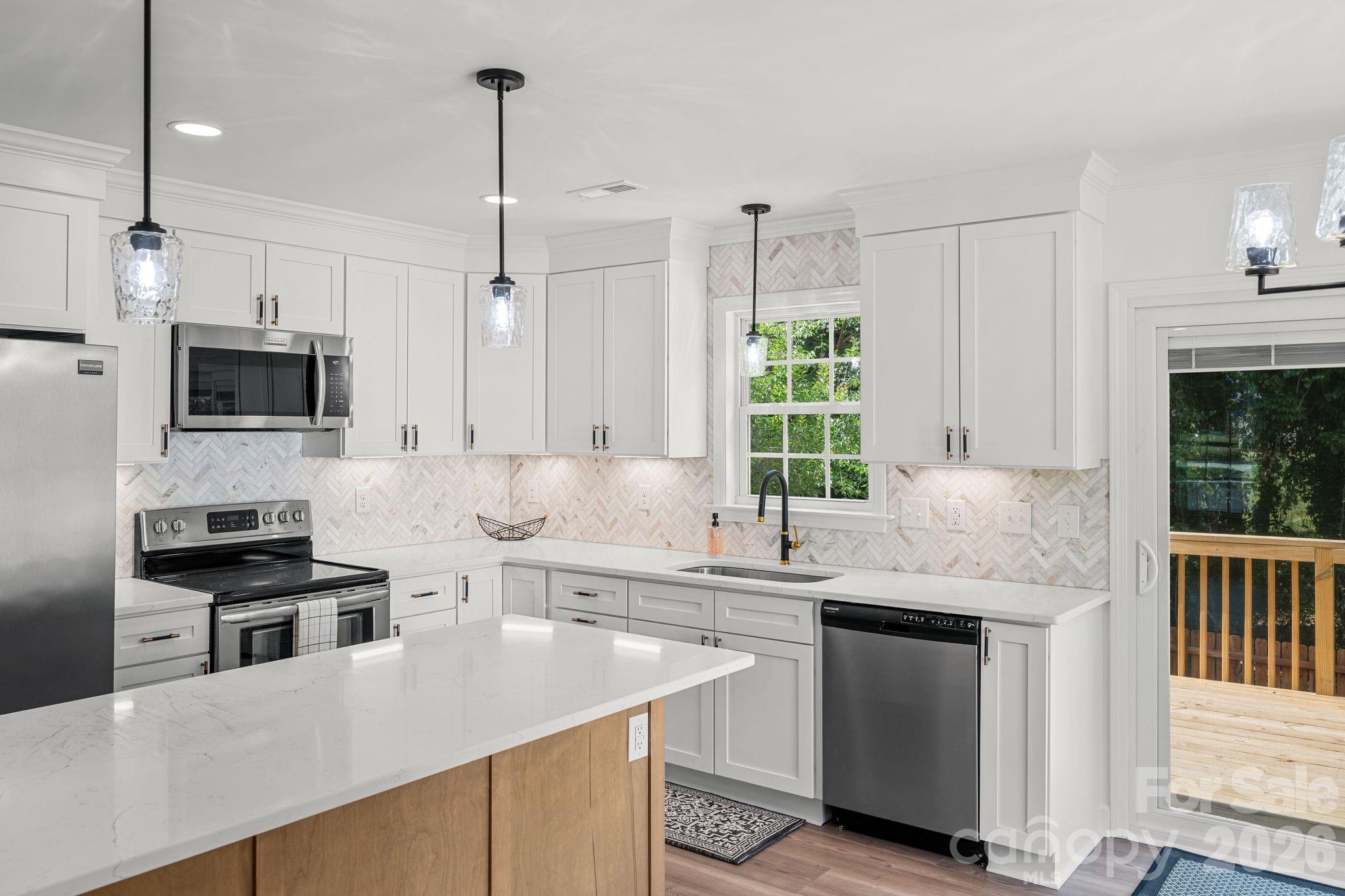 2751 Bridgeport Drive — Winston Salem