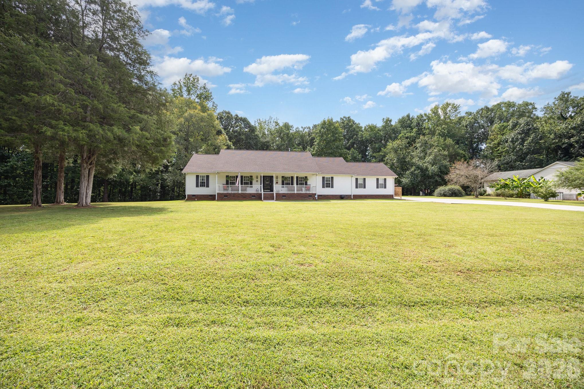 715 Candlewick Drive — Salisbury