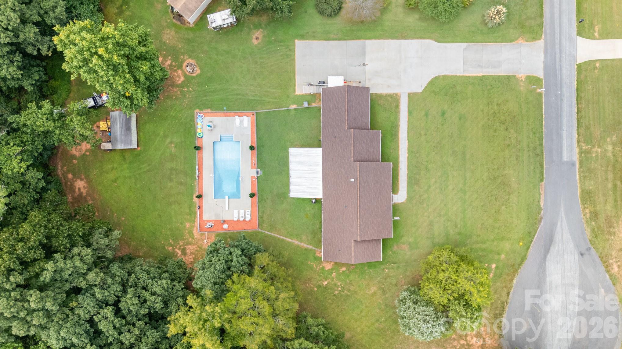 715 Candlewick Drive — Salisbury