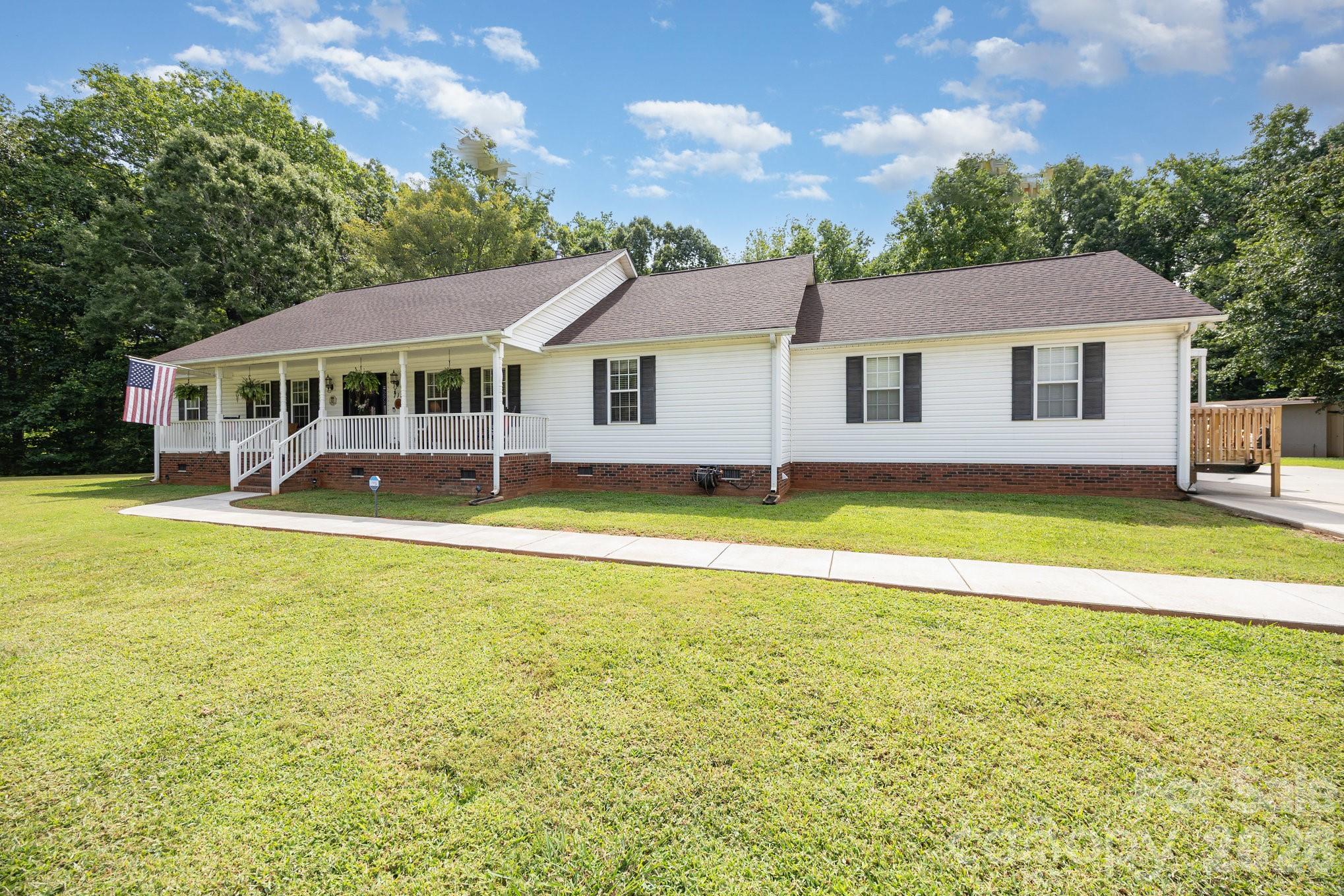 715 Candlewick Drive — Salisbury