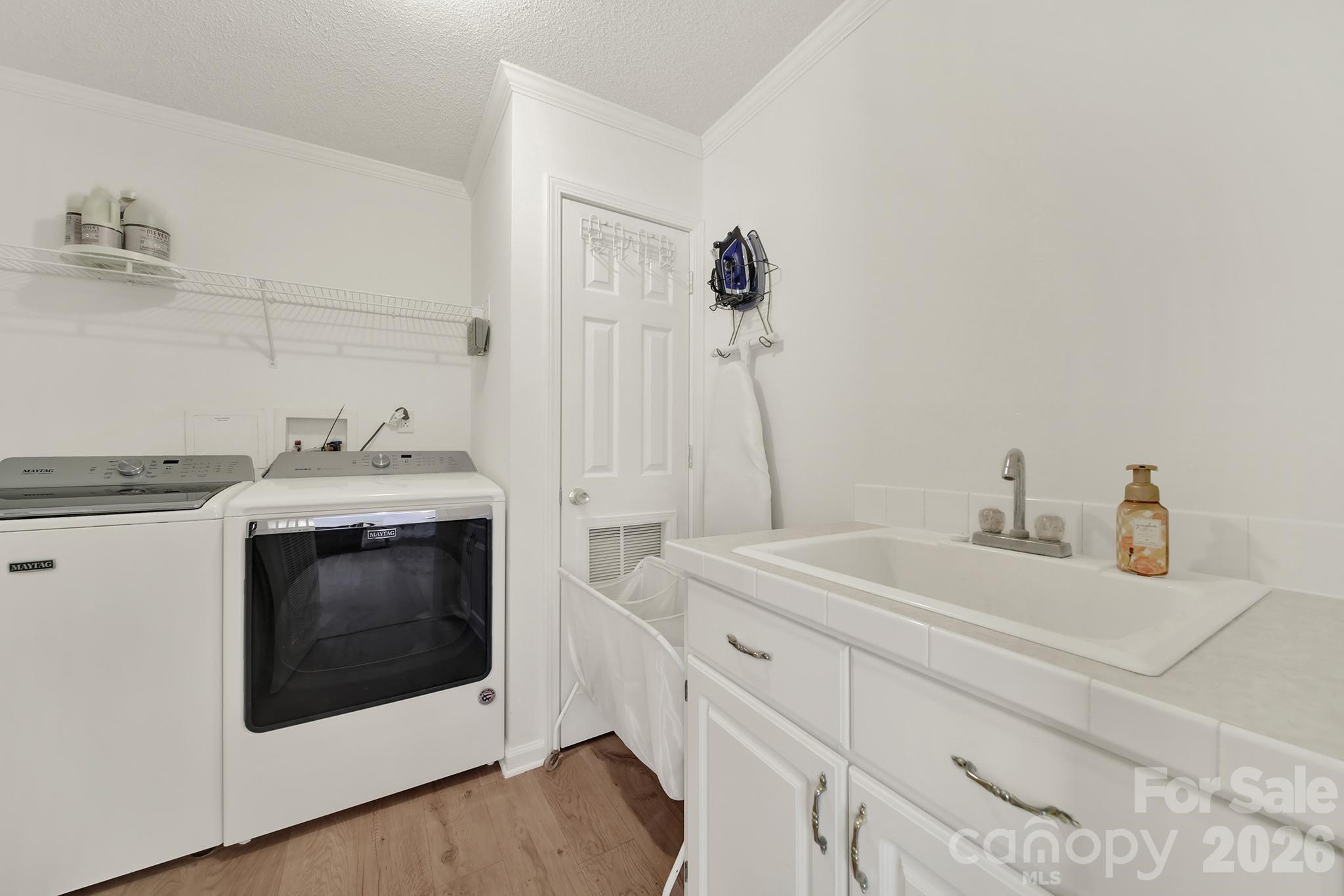 15715 Youngblood Road — Charlotte