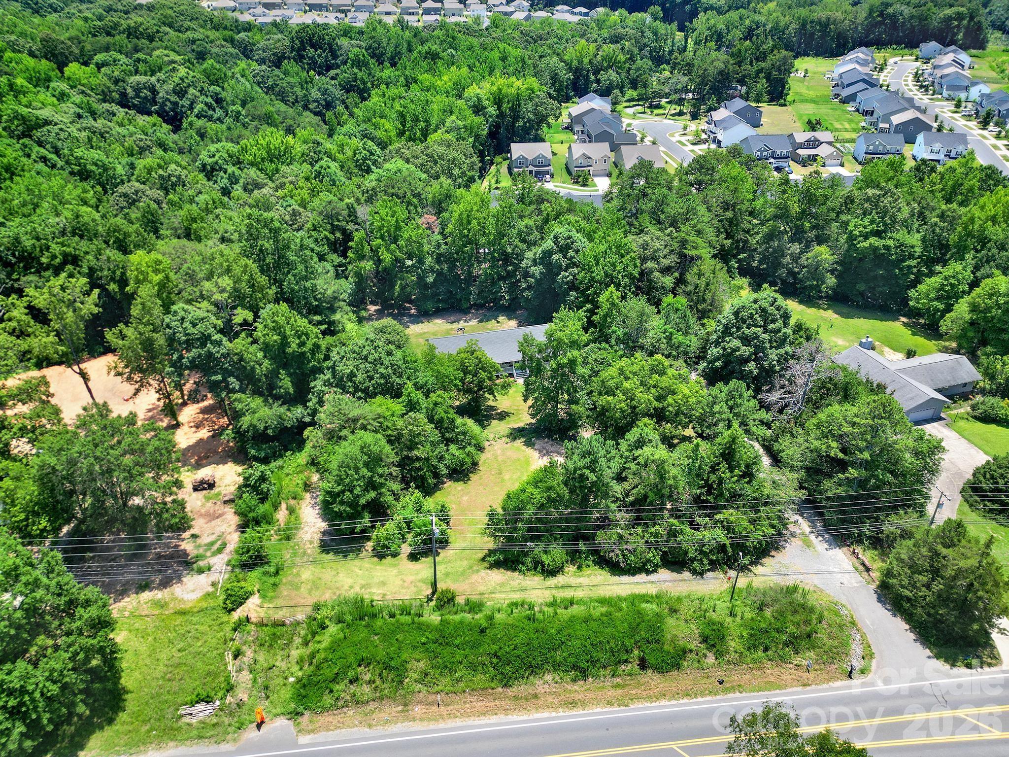 15715 Youngblood Road — Charlotte