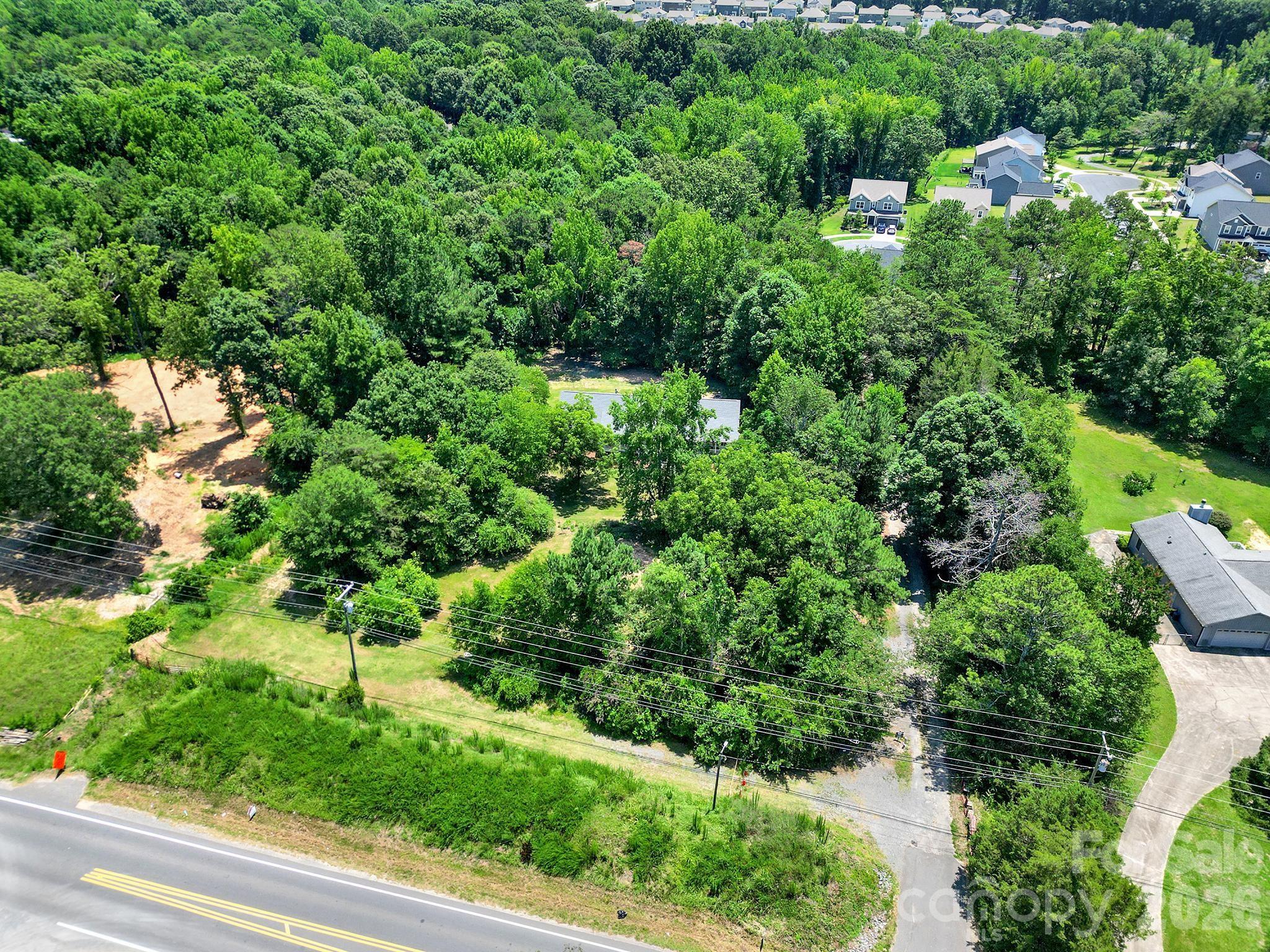 15715 Youngblood Road — Charlotte