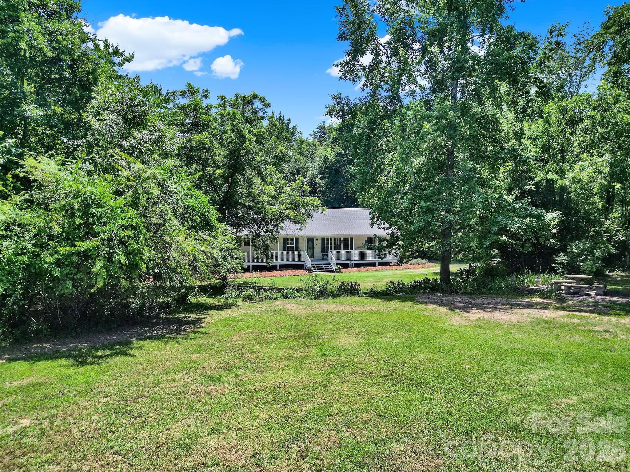 15715 Youngblood Road — Charlotte