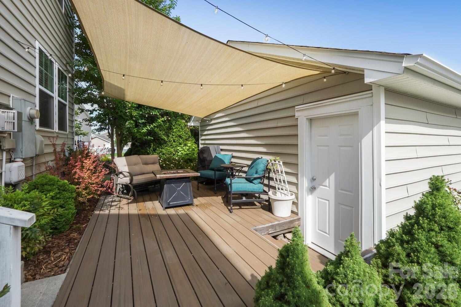 13742 Bonnerby Court — Huntersville