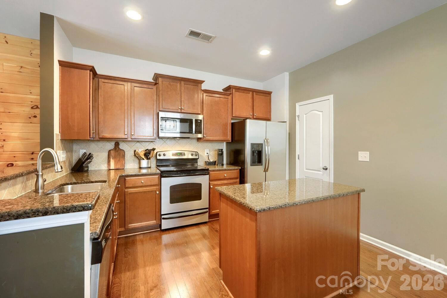 13742 Bonnerby Court — Huntersville