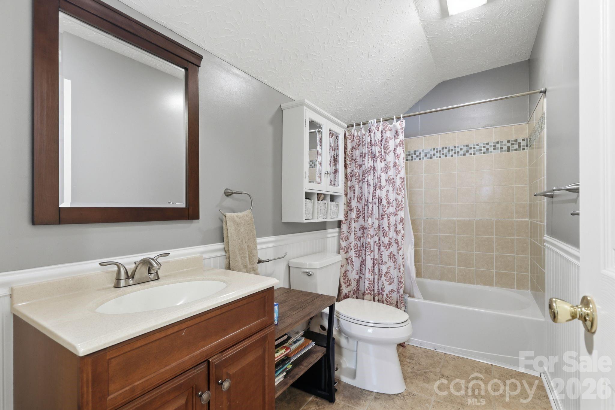 189 Chestnut Grove Road — Statesville