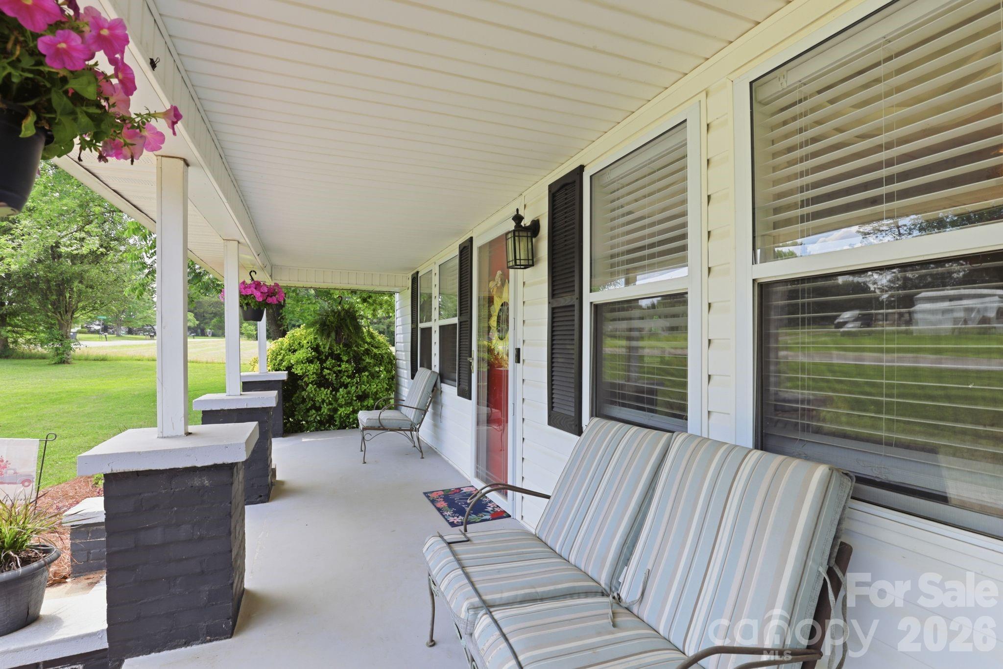 189 Chestnut Grove Road — Statesville