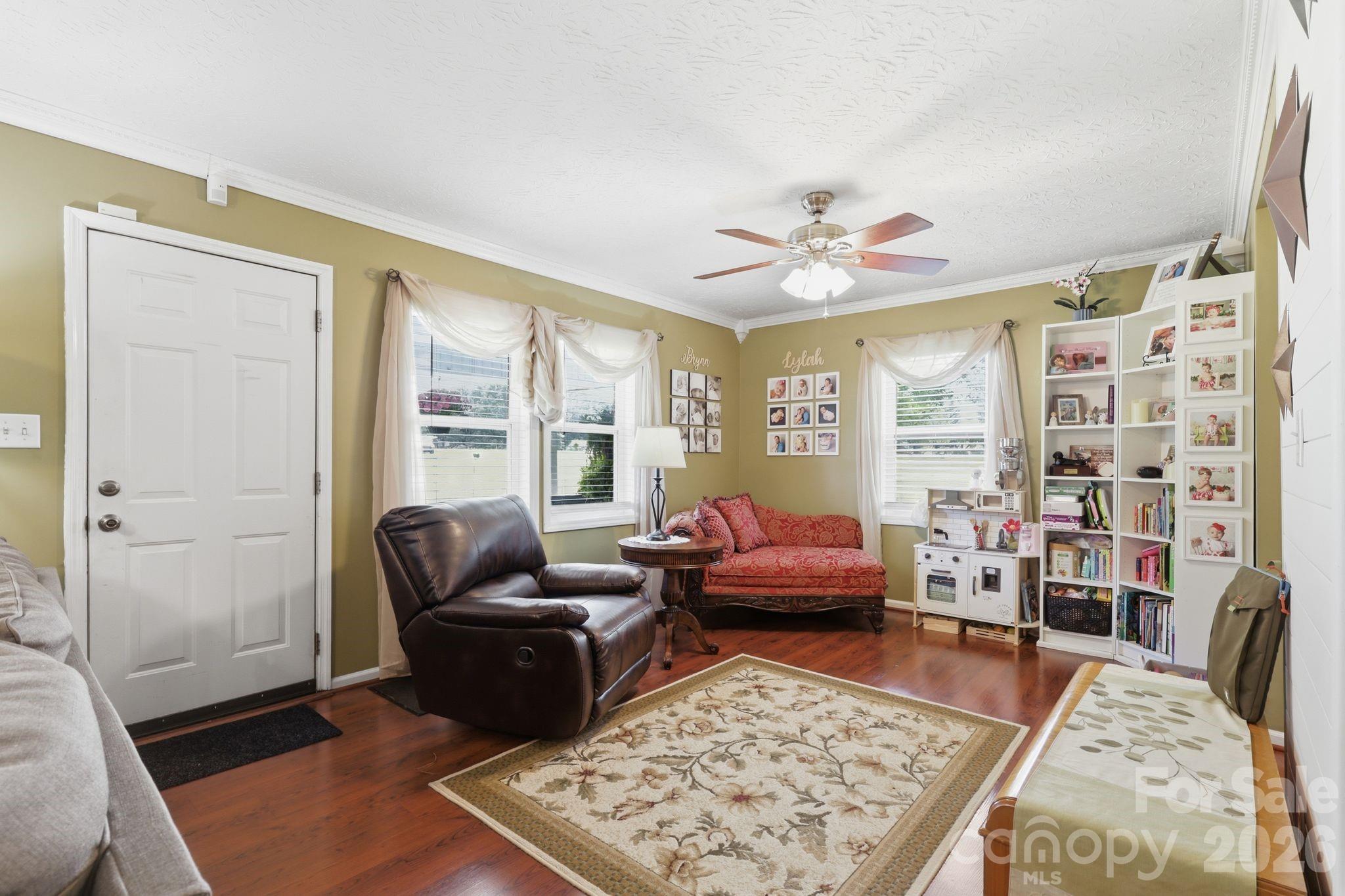 189 Chestnut Grove Road — Statesville