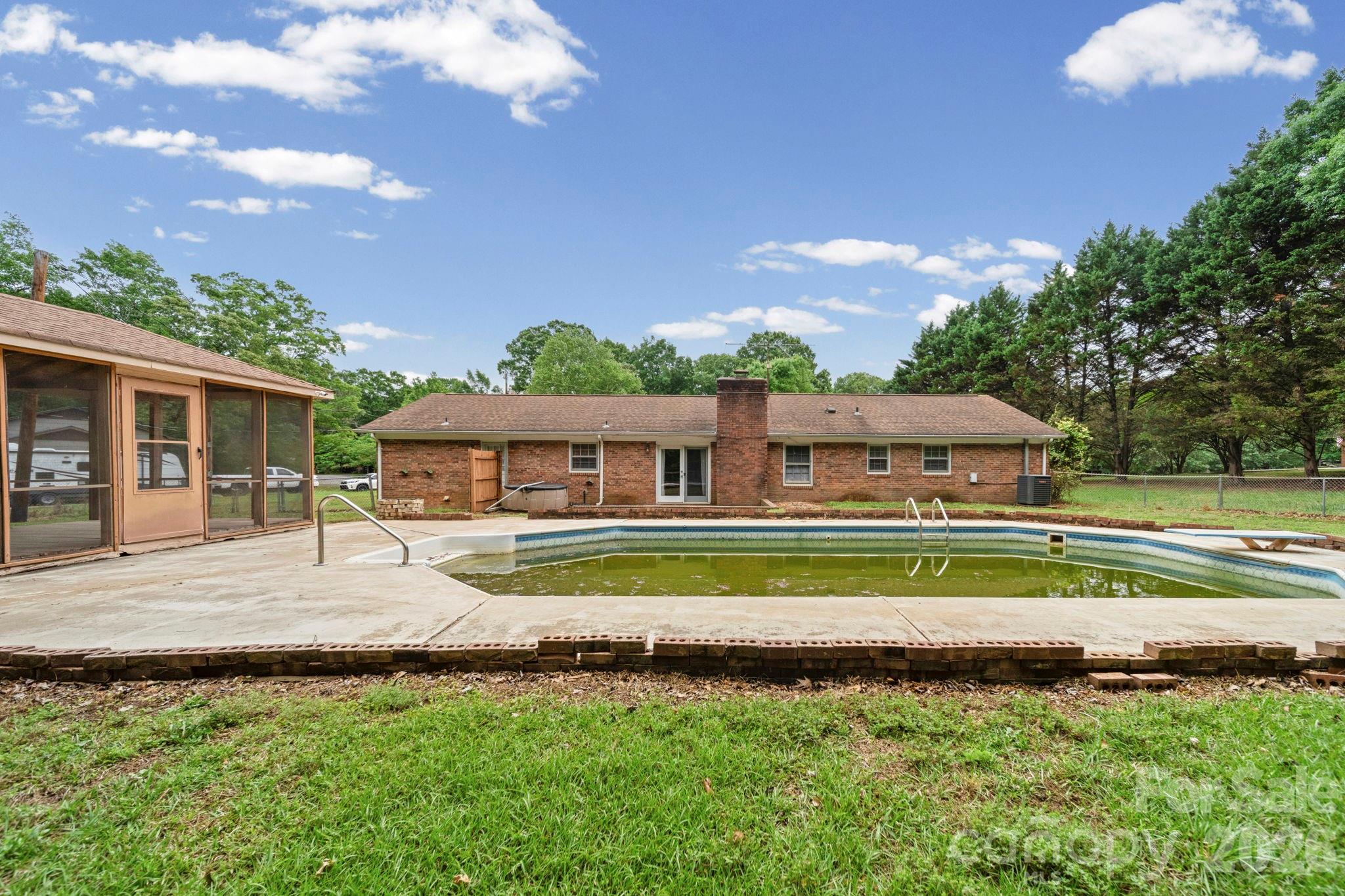 4510 Springview Drive — Monroe