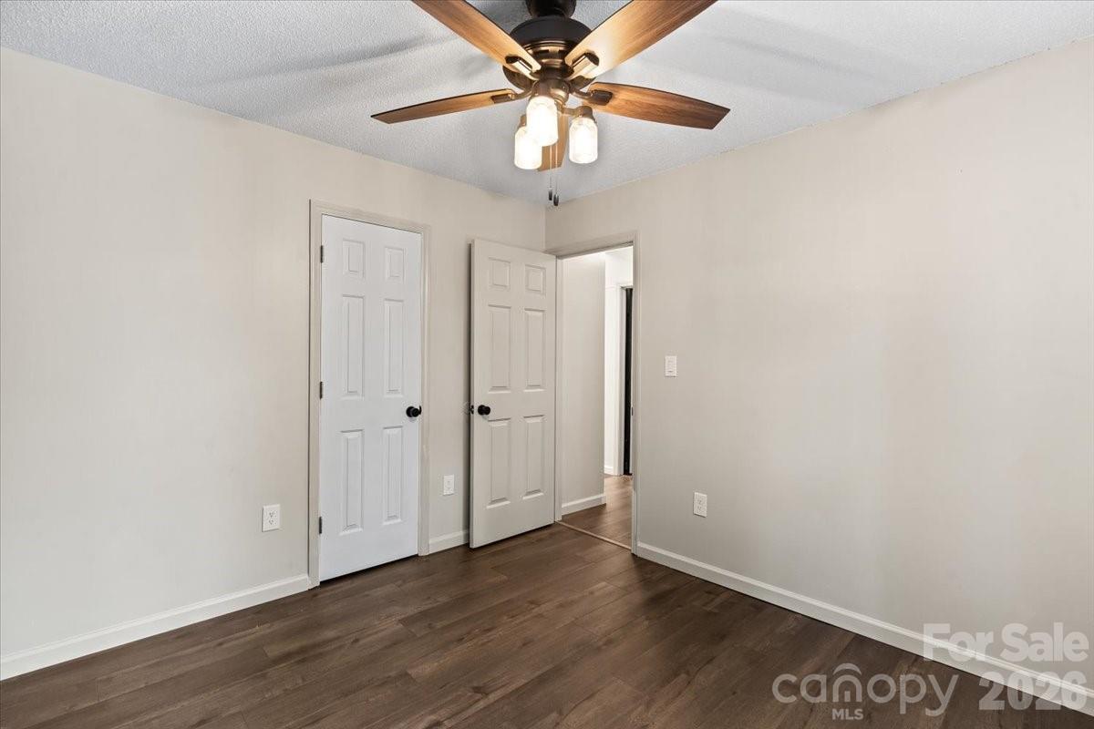 100 Diamond Drive — Mooresville