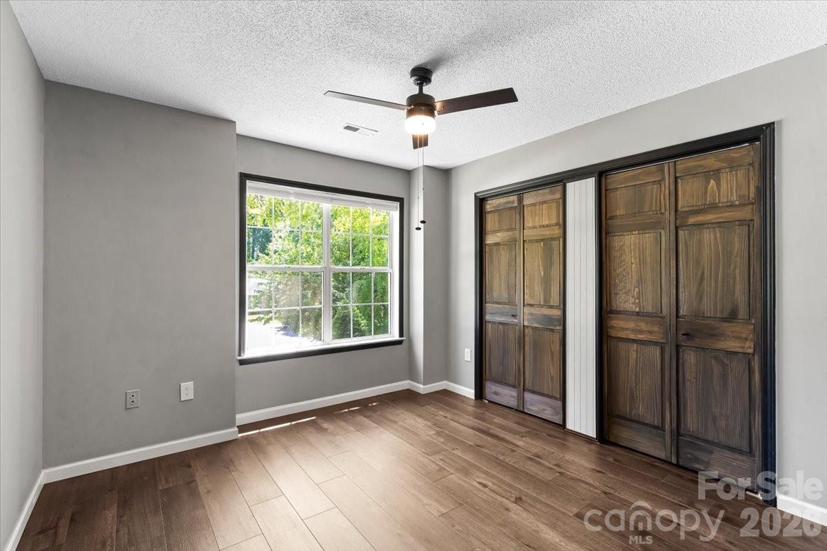 100 Diamond Drive — Mooresville