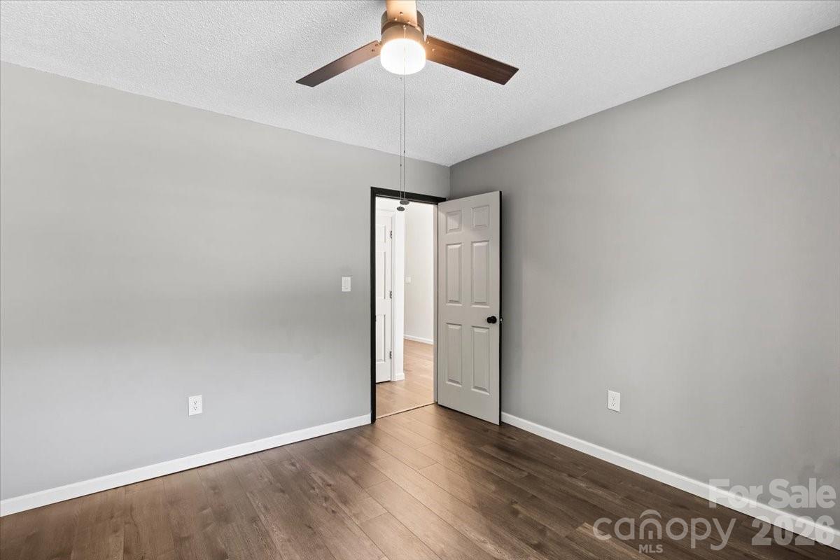 100 Diamond Drive — Mooresville