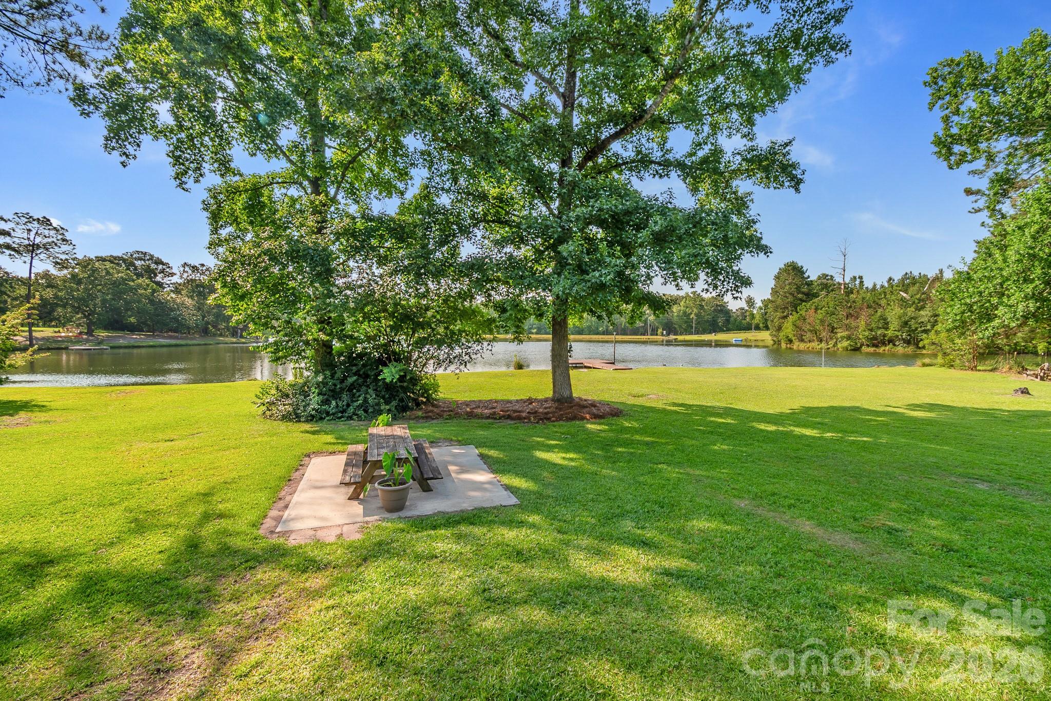 1240 Ponderosa Drive — Cassatt