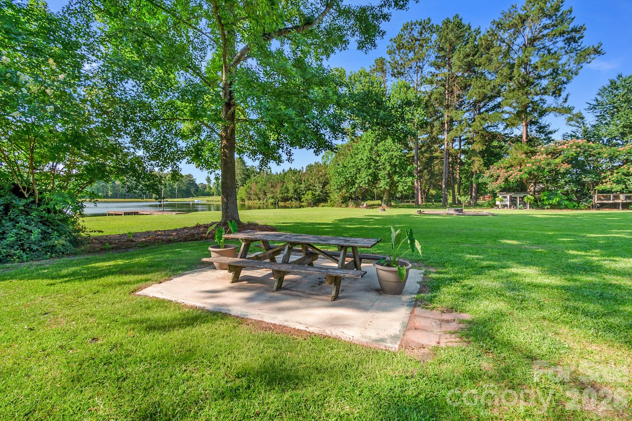 1240 Ponderosa Drive — Cassatt